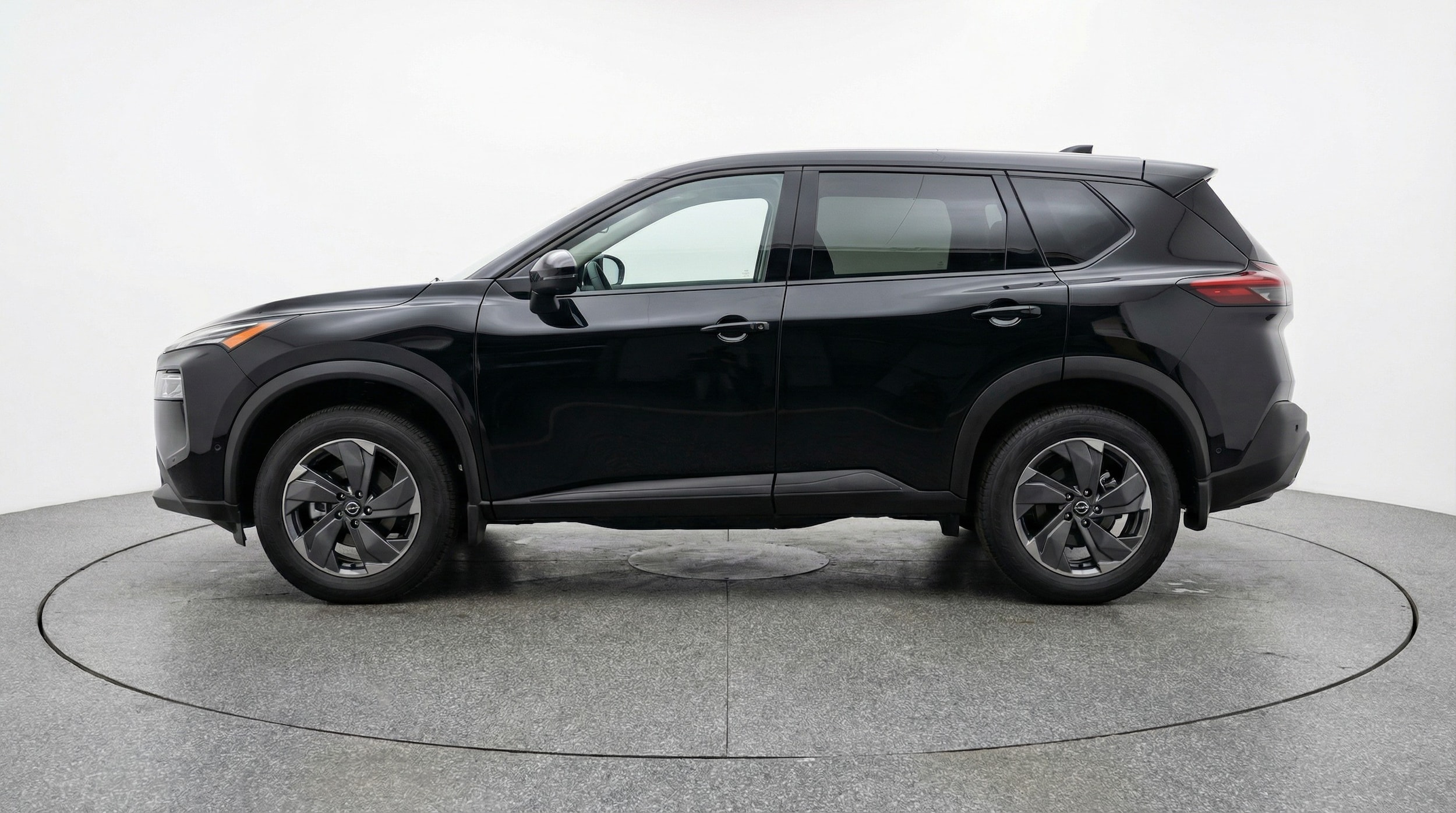 Thumbnail: 2025 Nissan Rogue - 4