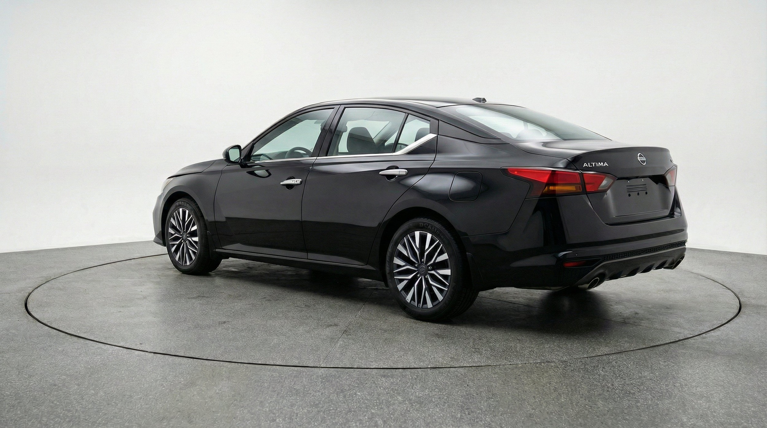 Thumbnail: 2025 Nissan Altima - 6