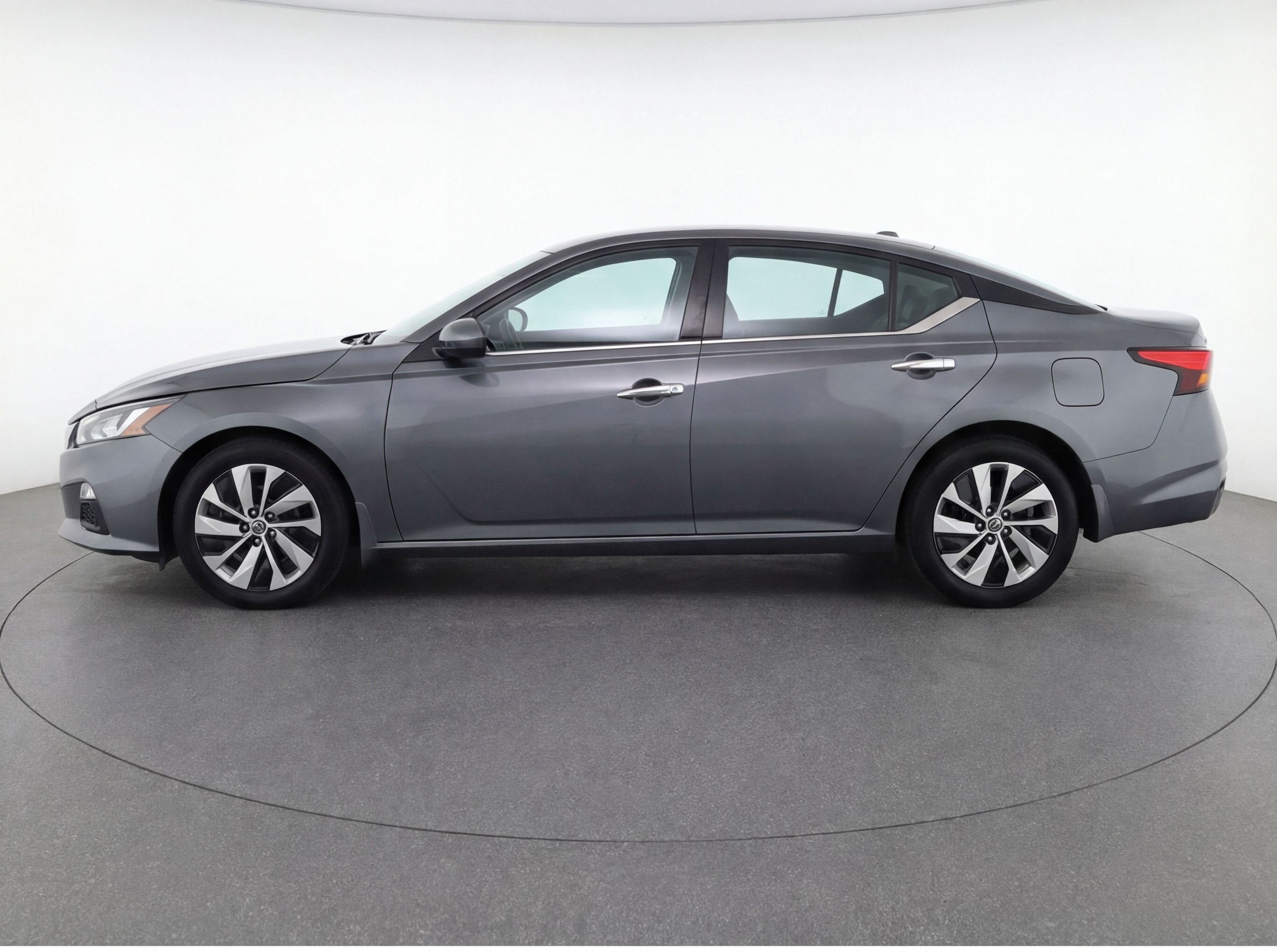 Thumbnail: 2023 Nissan Altima - 5