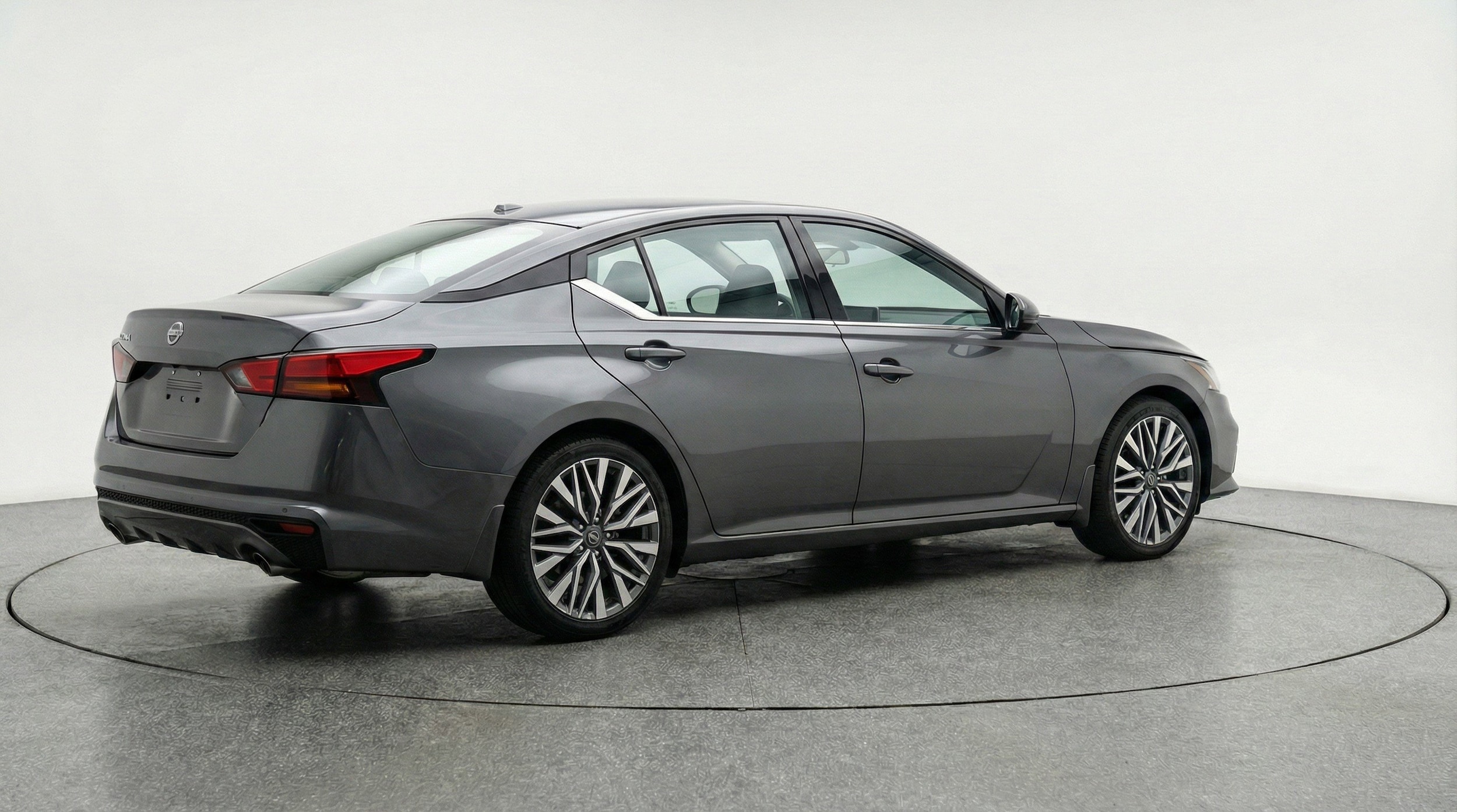 Thumbnail: 2025 Nissan Altima - 9