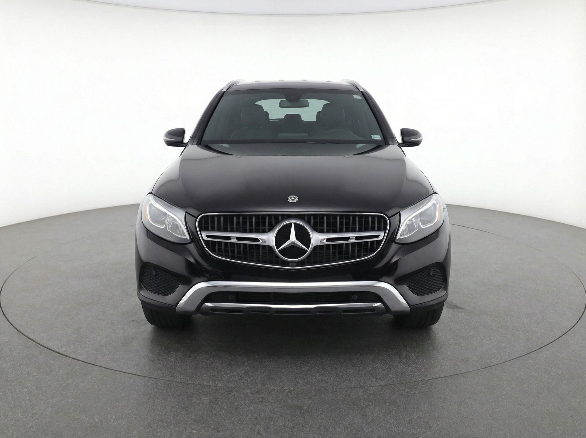 Thumbnail: 2024 Mercedes-Benz GLC - 2