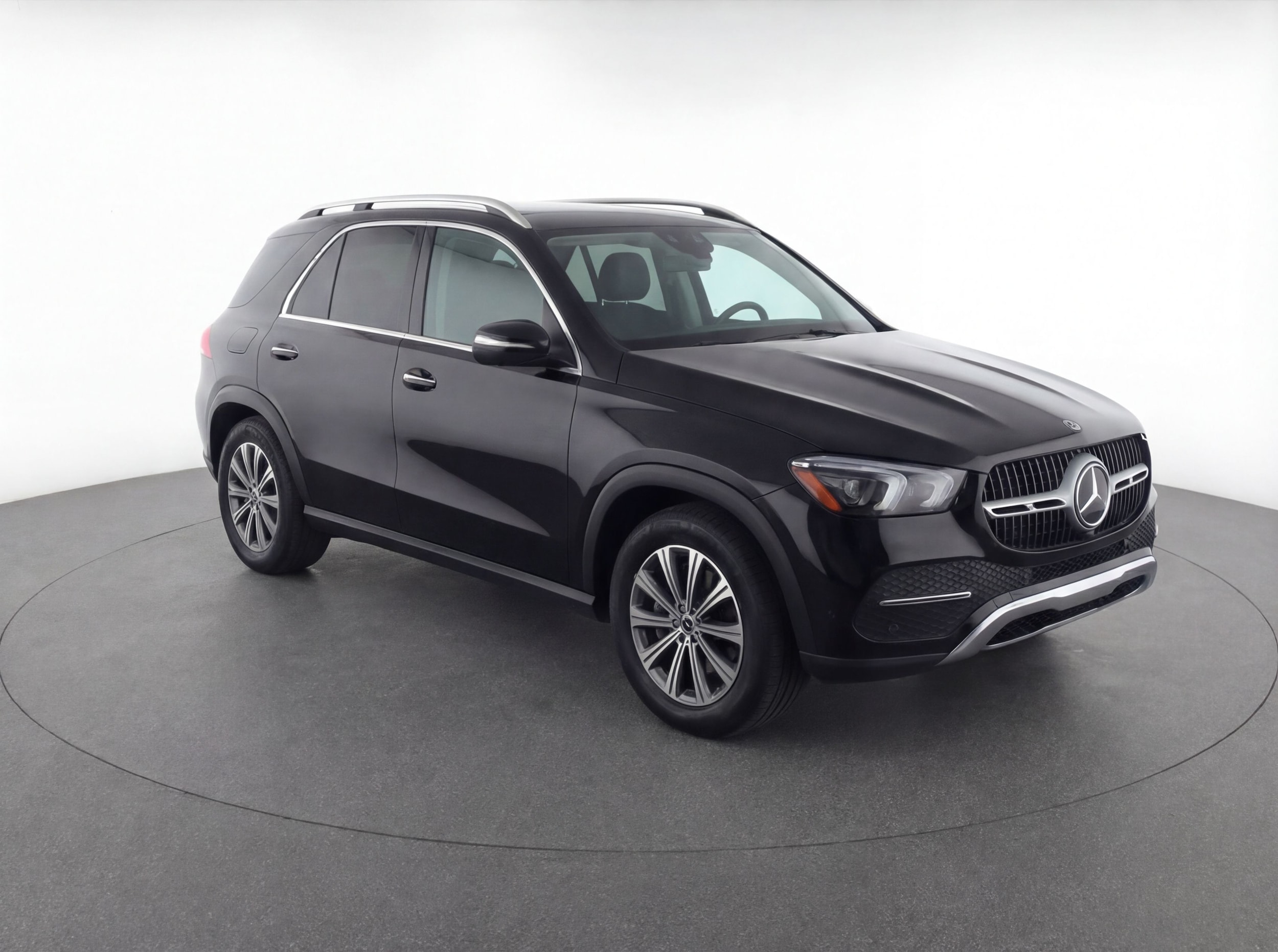 Thumbnail: 2024 Mercedes-Benz GLC - 1