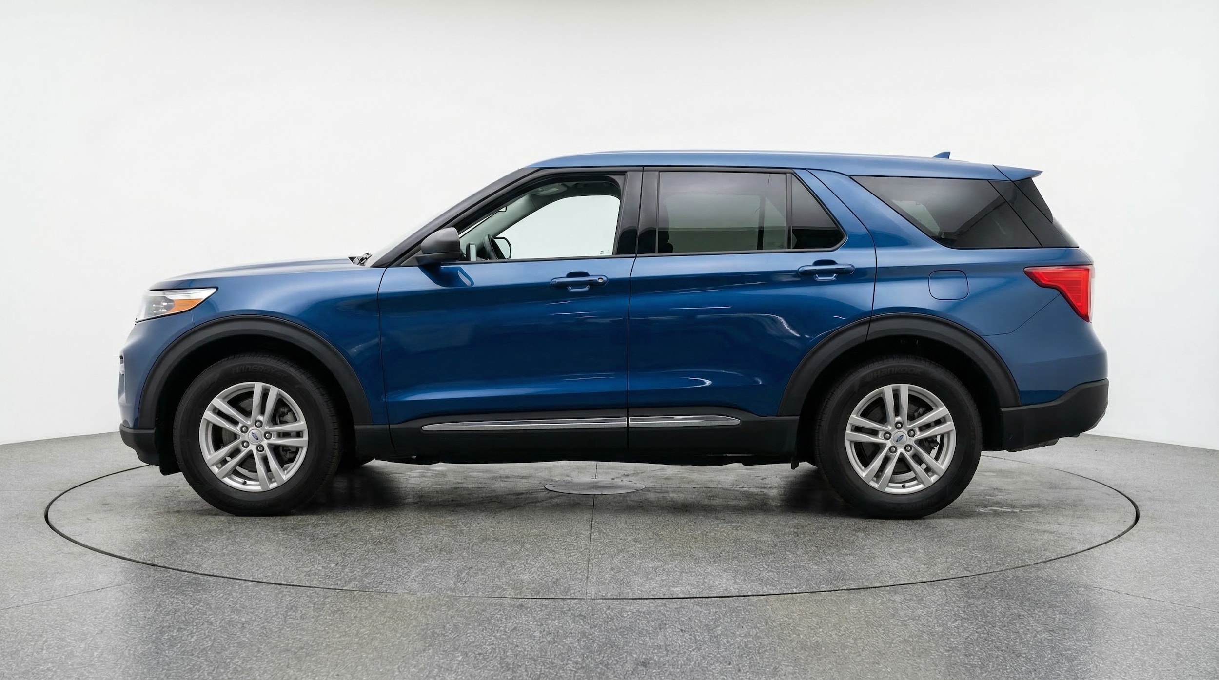 Thumbnail: 2024 Ford Explorer - 4