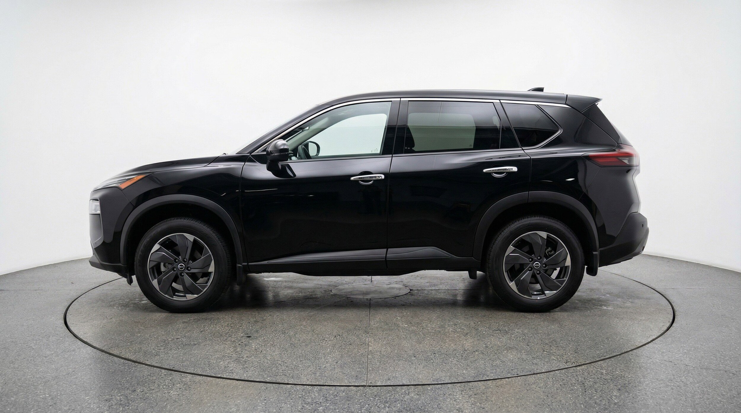 Thumbnail: 2025 Nissan Rogue - 5