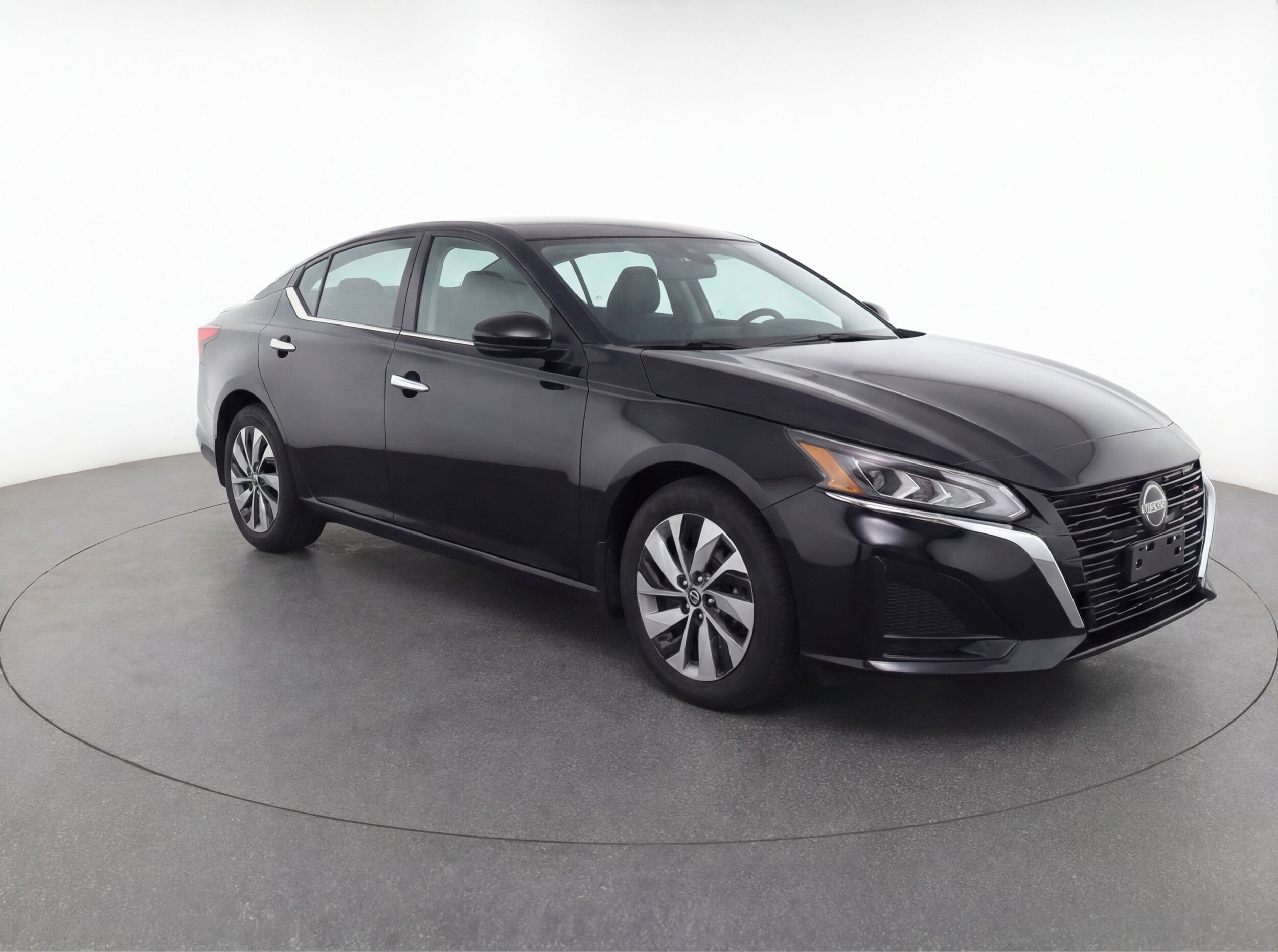 Thumbnail: 2023 Nissan Altima - 1