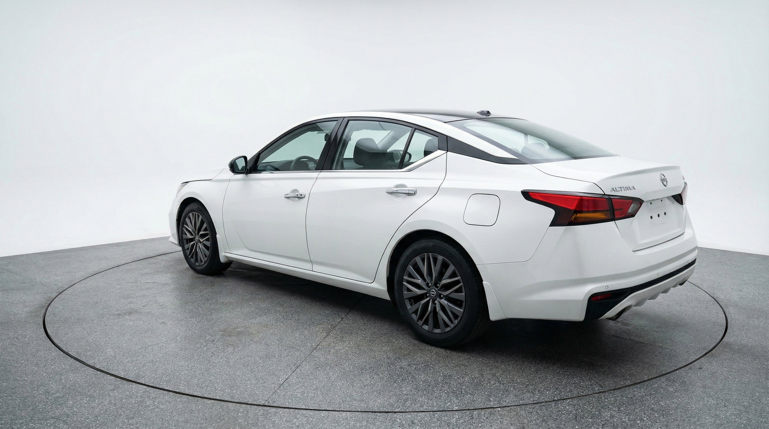 Thumbnail: 2025 Nissan Altima - 6