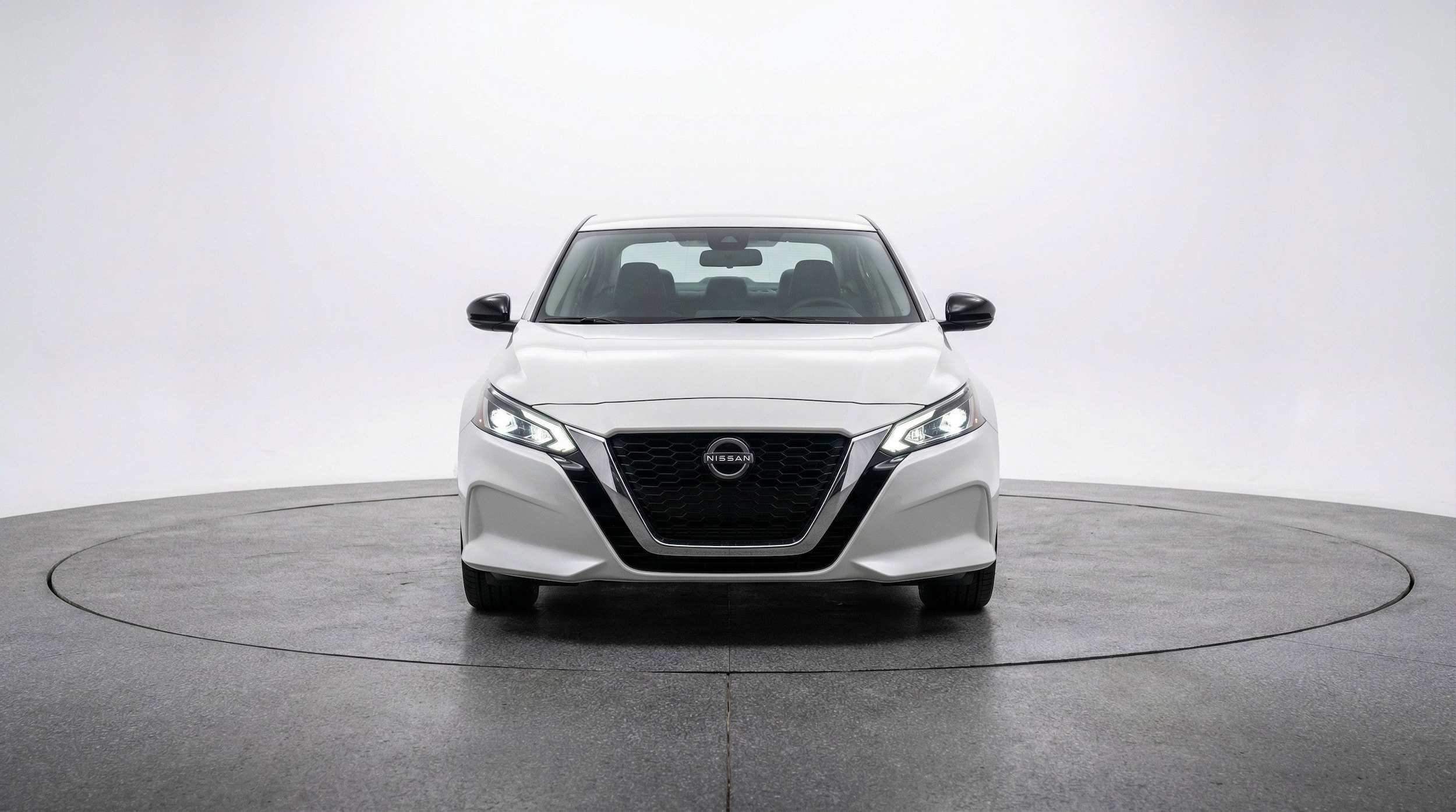 Thumbnail: 2025 Nissan Altima - 2