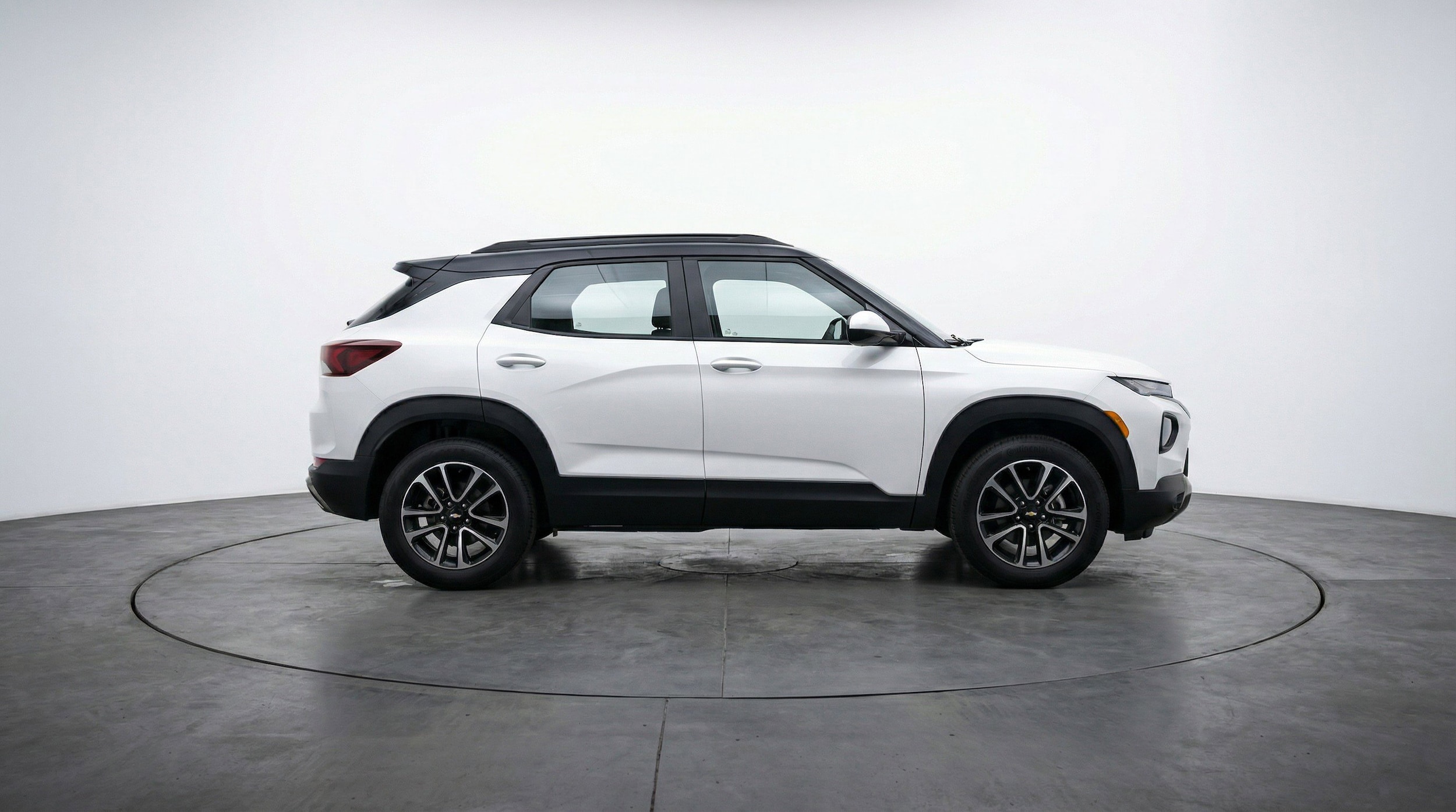 Thumbnail: 2025 Chevrolet TrailBlazer - 11