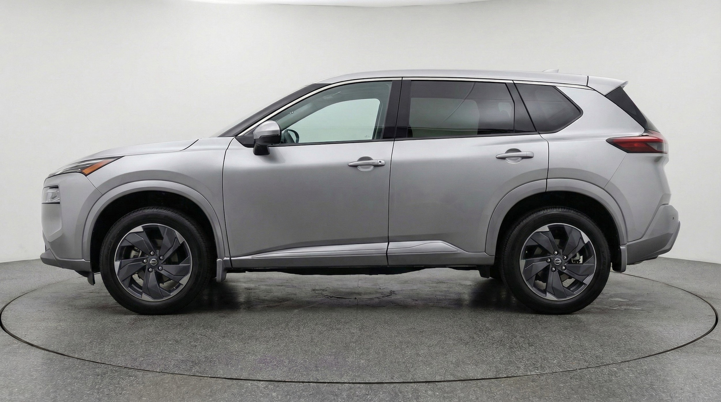 Thumbnail: 2025 Nissan Rogue - 5