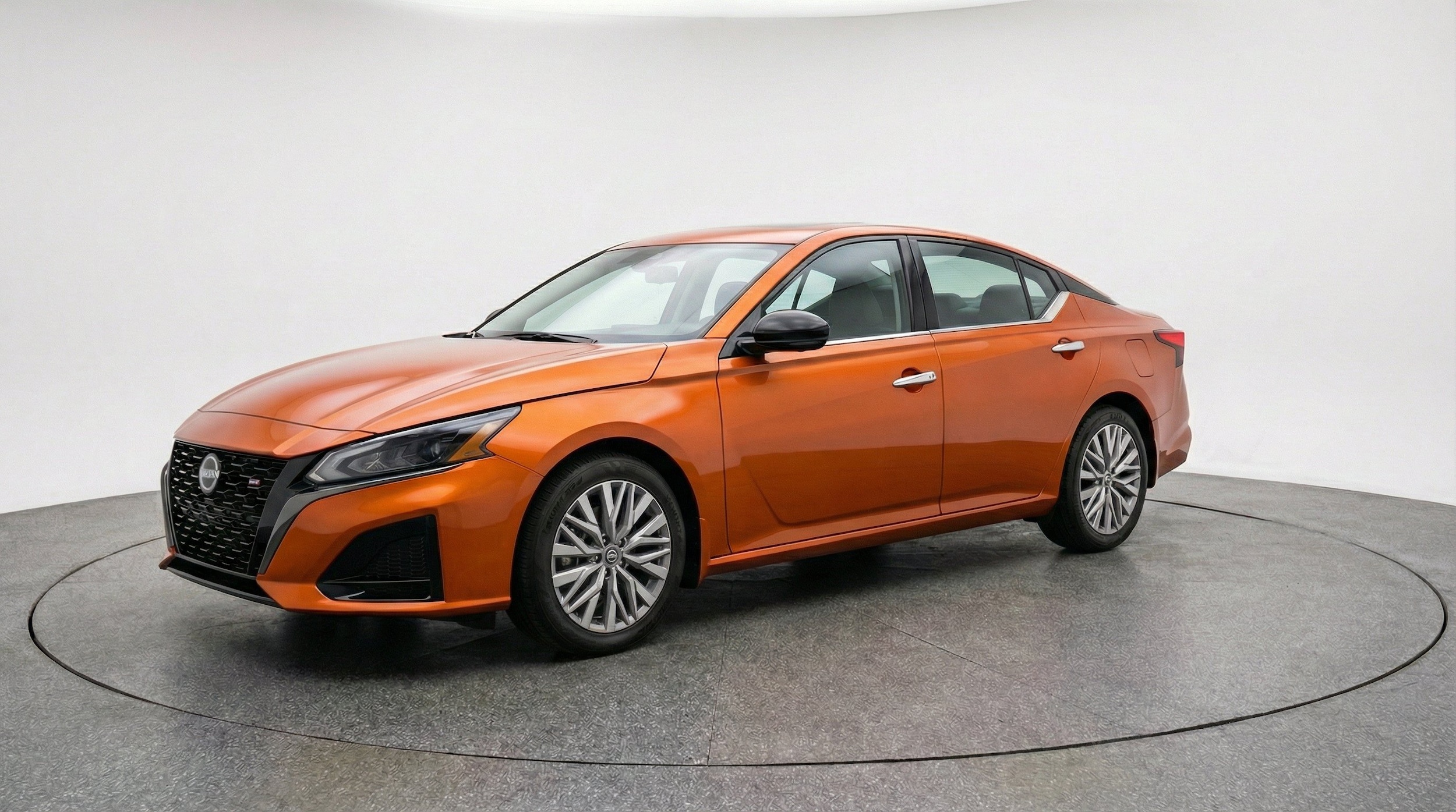 Thumbnail: 2025 Nissan Altima - 3