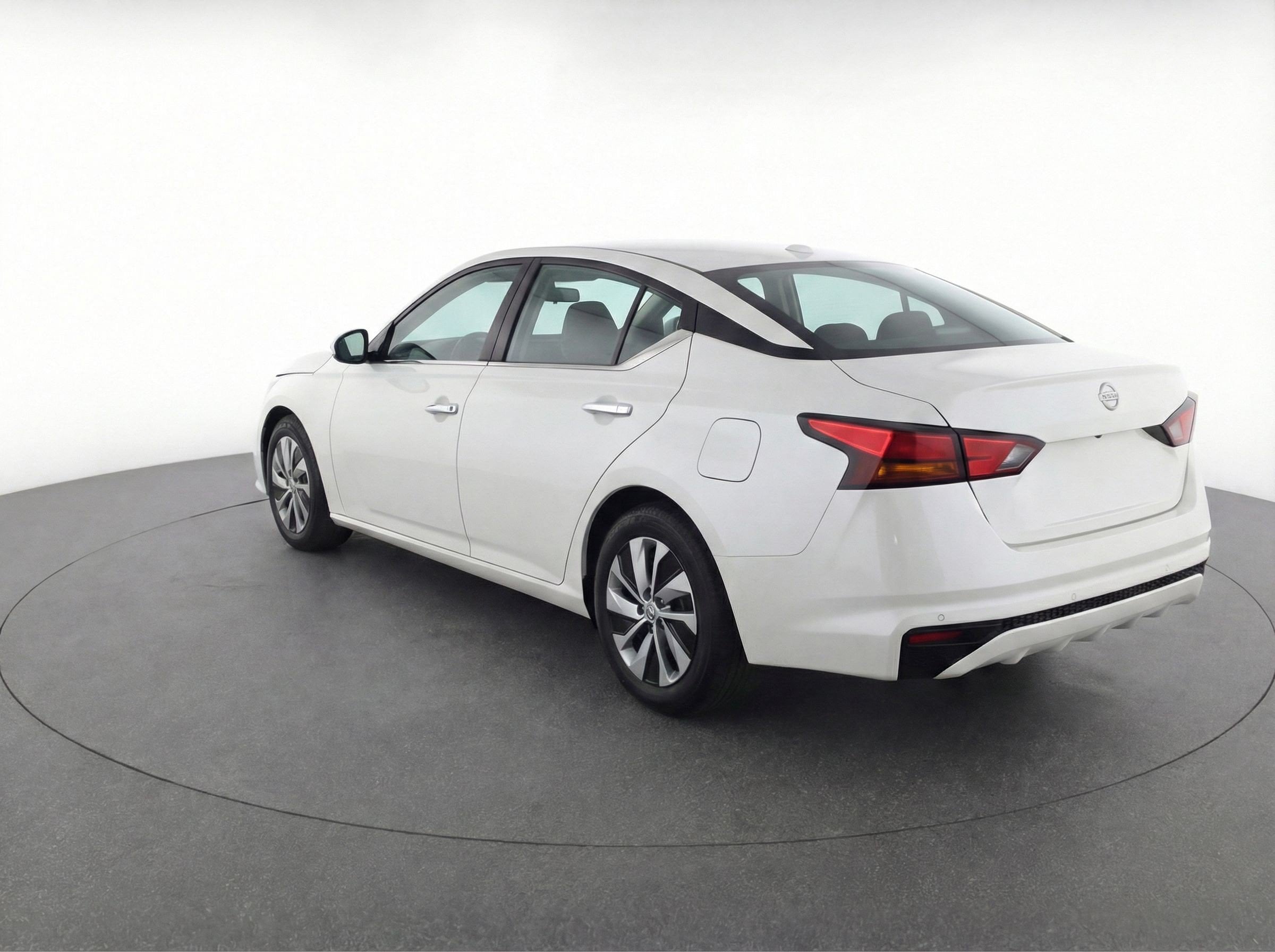 Thumbnail: 2023 Nissan Altima - 6