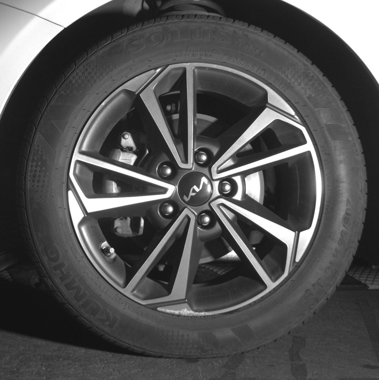 Thumbnail: 2024 Kia Forte - 14