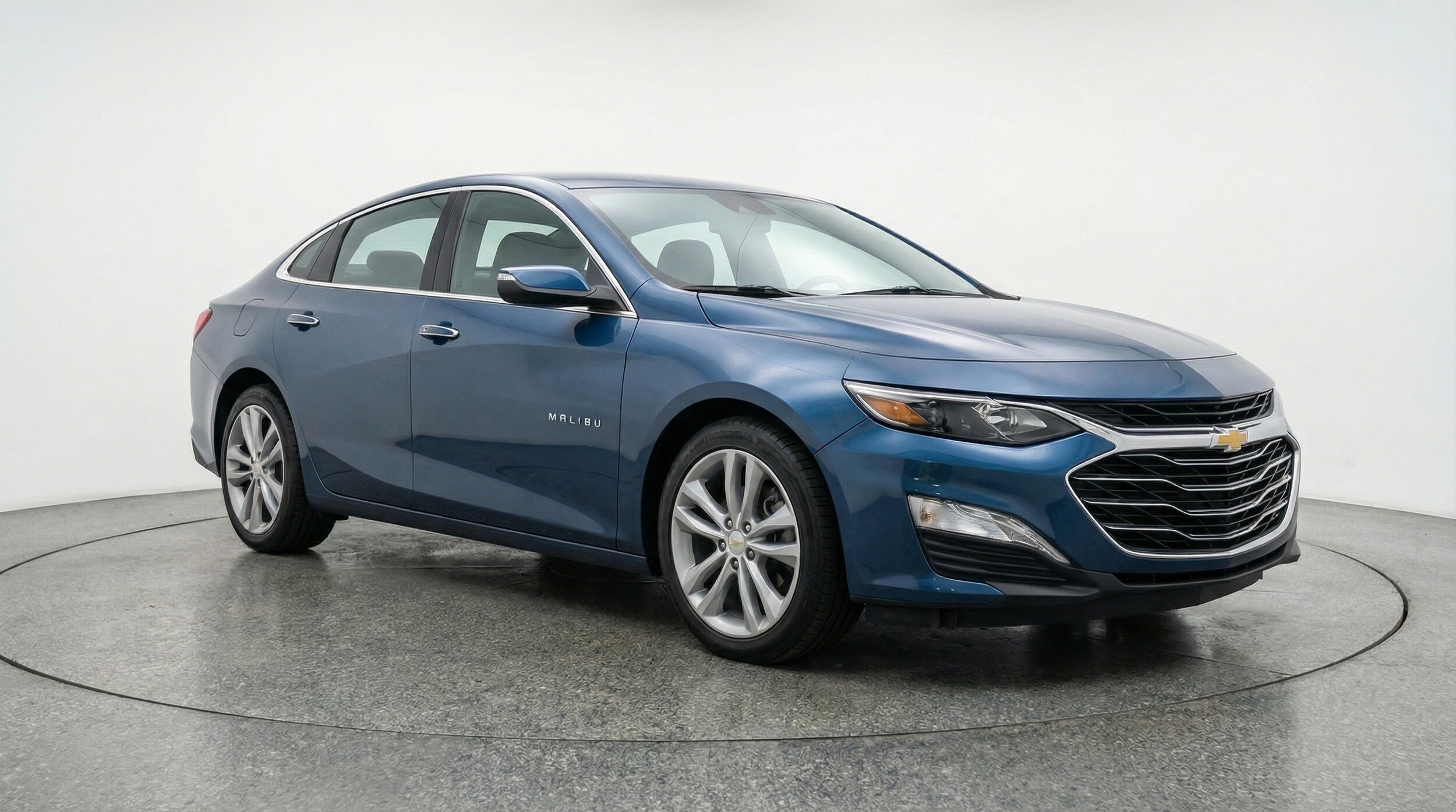 Thumbnail: 2024 Chevrolet Malibu - 1