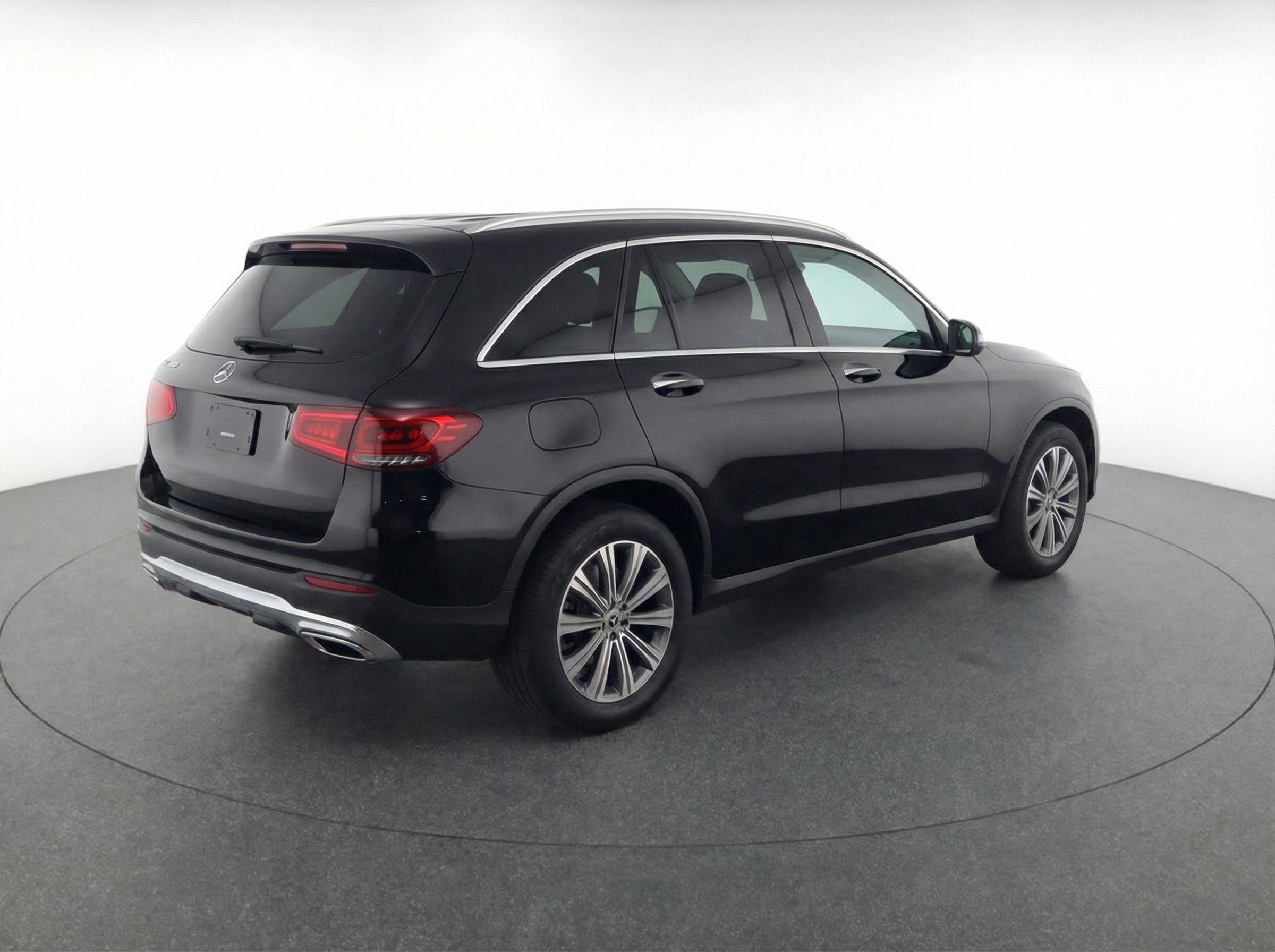 Thumbnail: 2024 Mercedes-Benz GLC - 7