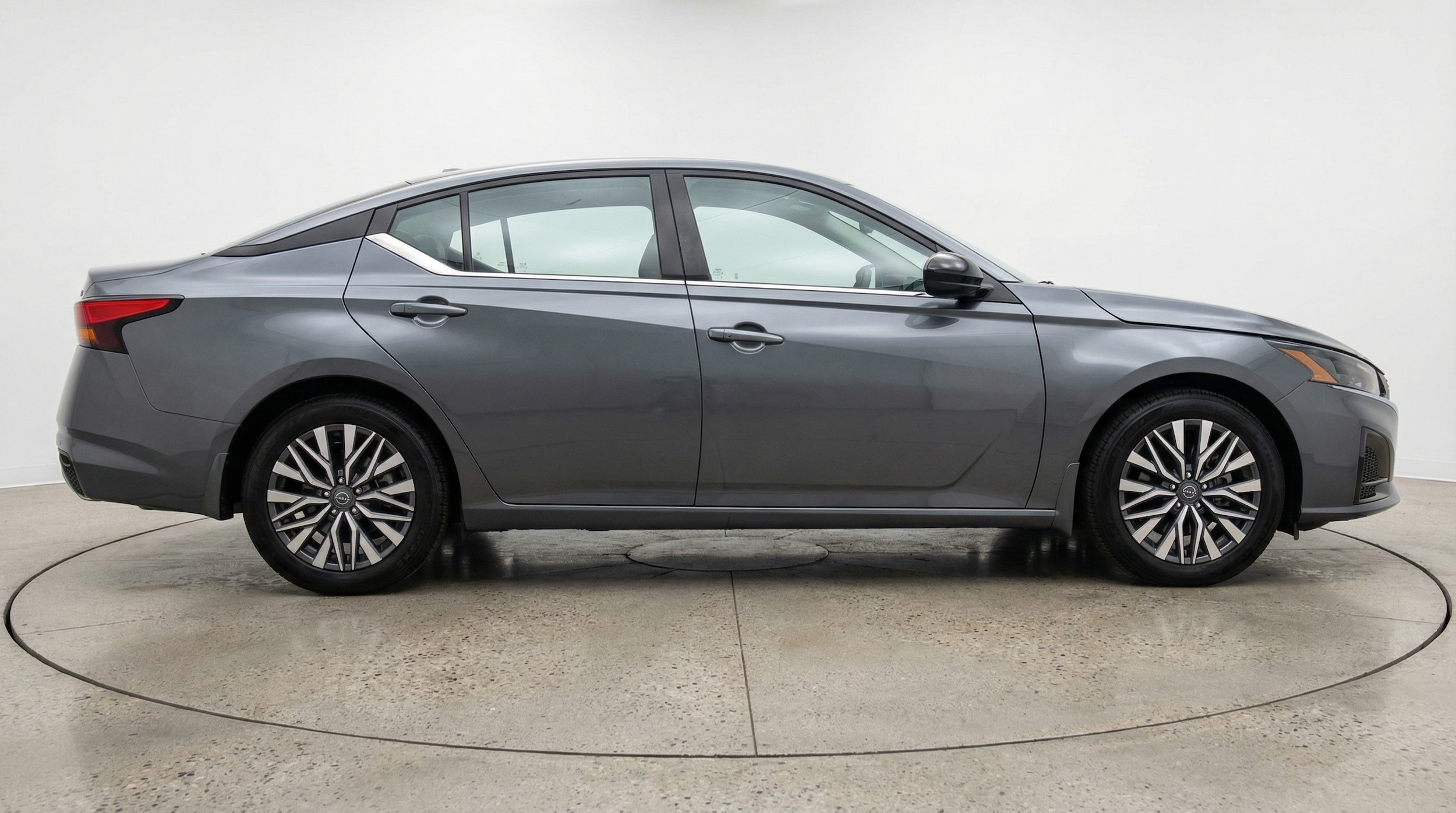Thumbnail: 2025 Nissan Altima - 8