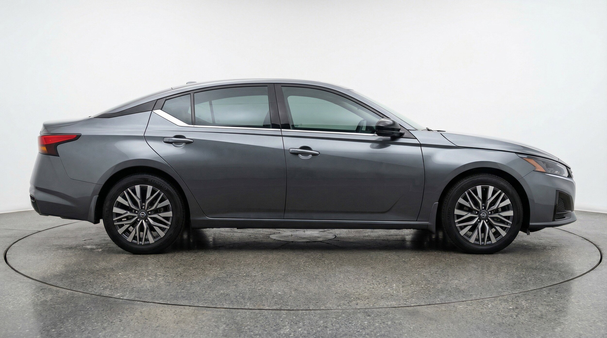 Thumbnail: 2025 Nissan Altima - 11