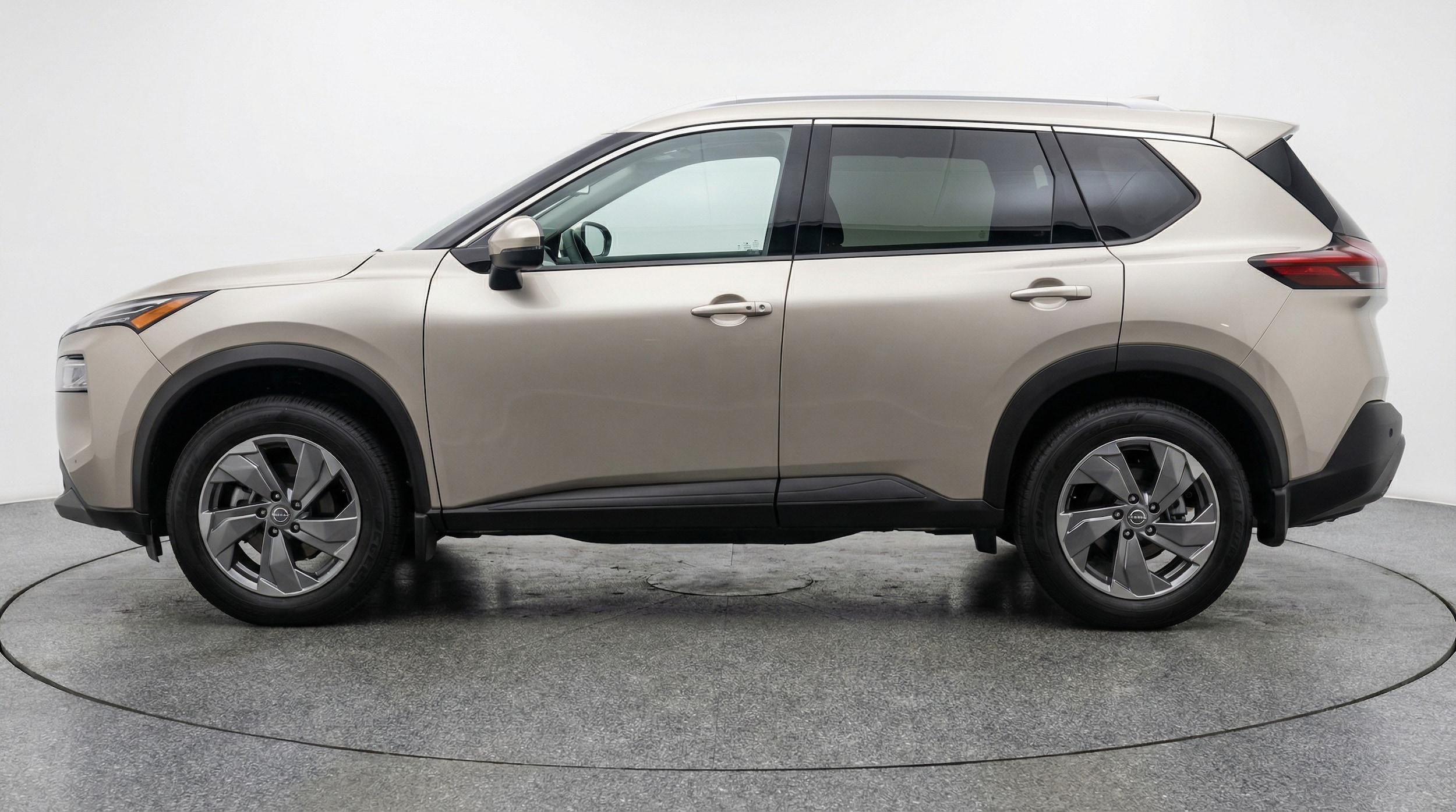 Thumbnail: 2025 Nissan Rogue - 4