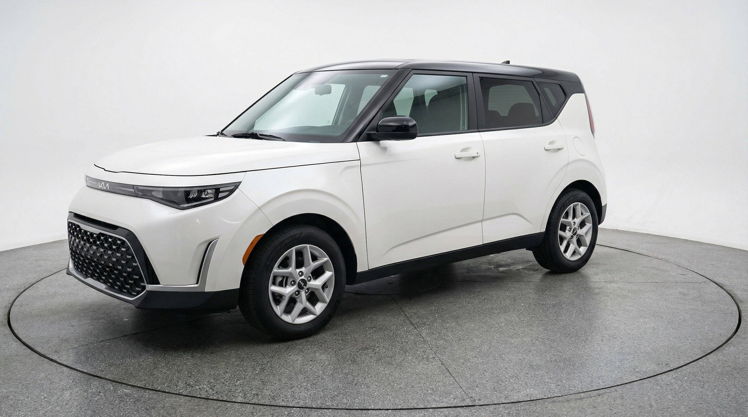Thumbnail: 2025 Kia Soul - 3