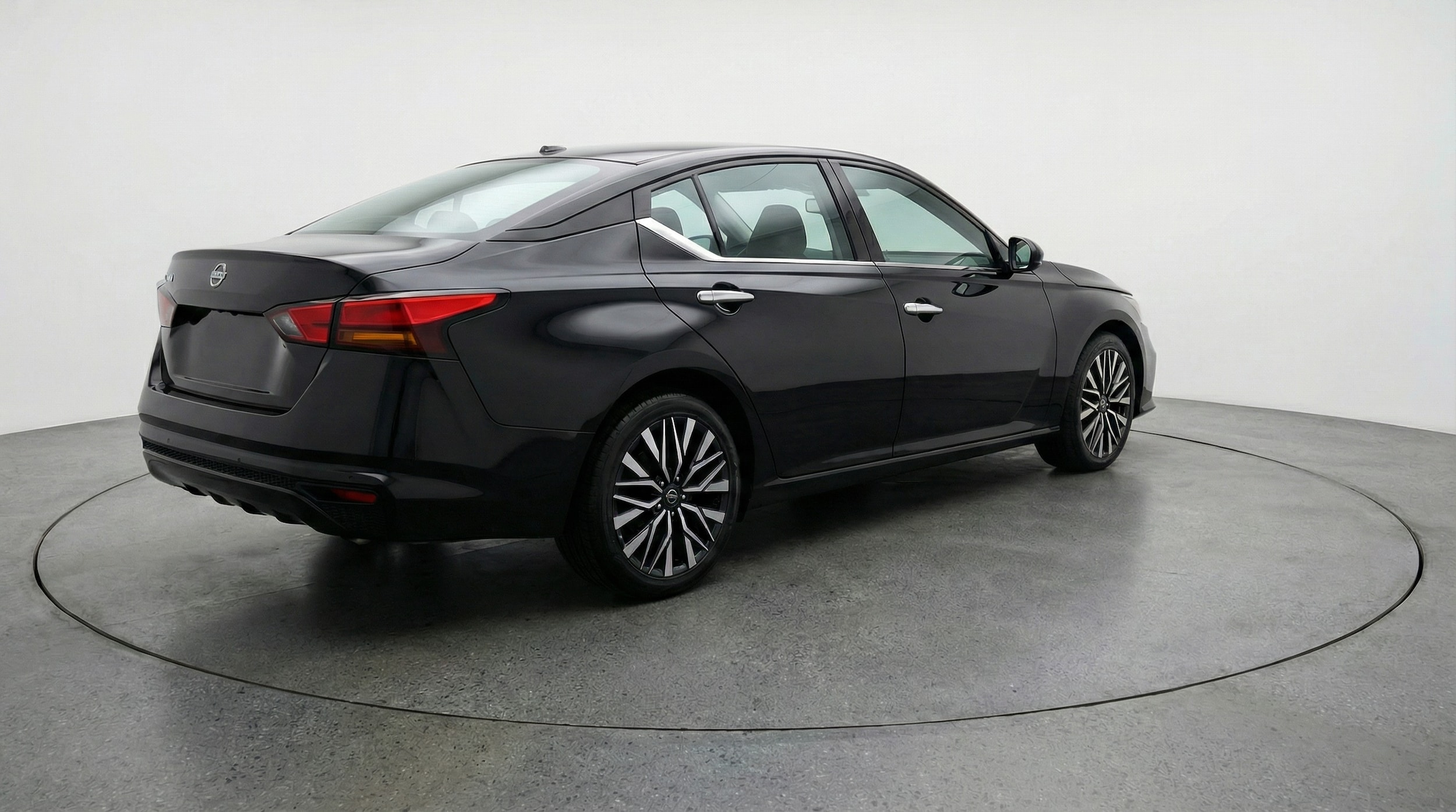 Thumbnail: 2025 Nissan Altima - 7