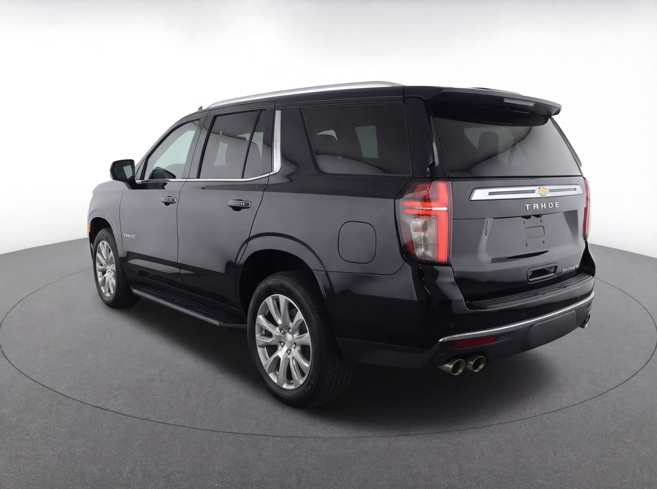 Thumbnail: 2023 Chevrolet Tahoe - 6