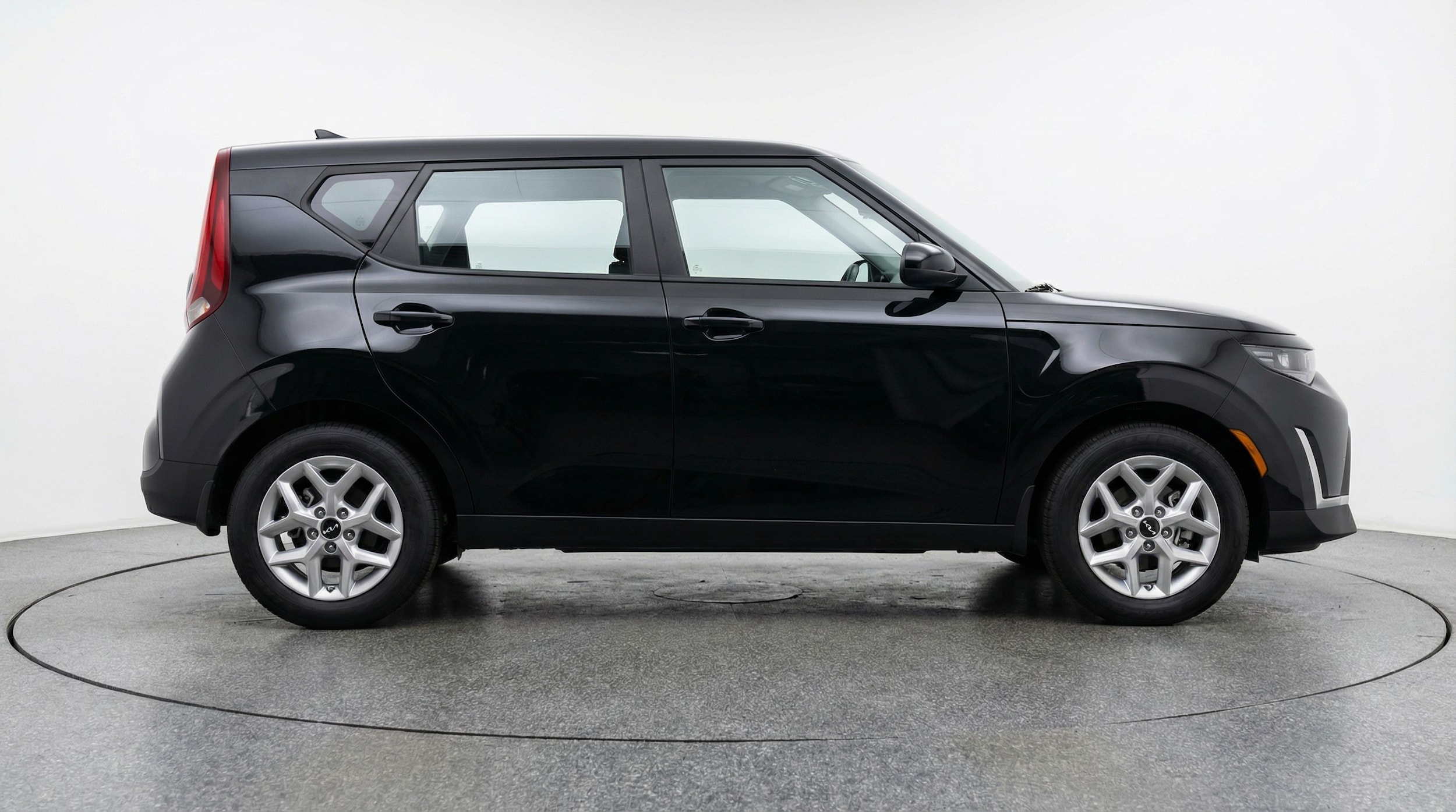 Thumbnail: 2025 Kia Soul - 8