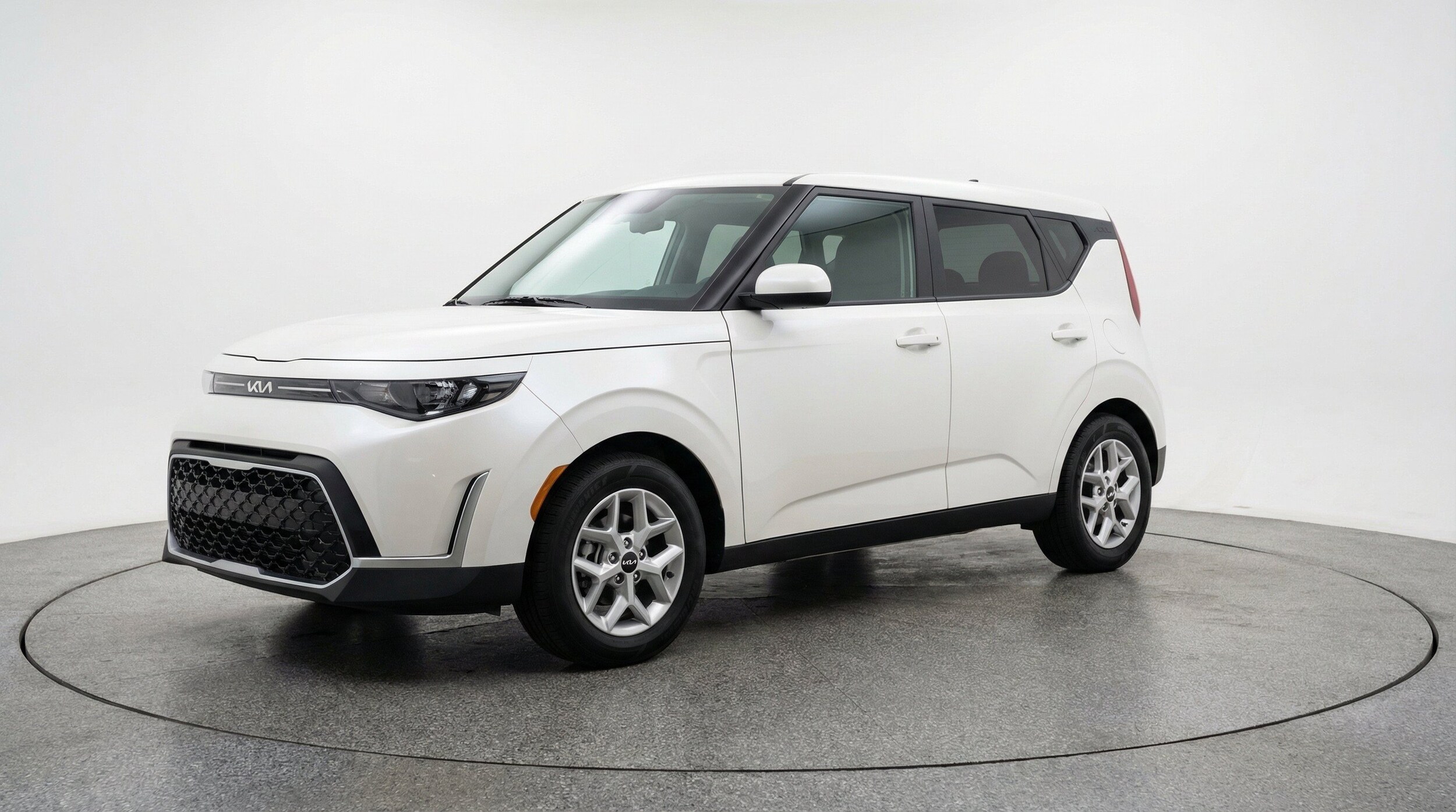 Thumbnail: 2025 Kia Soul - 3