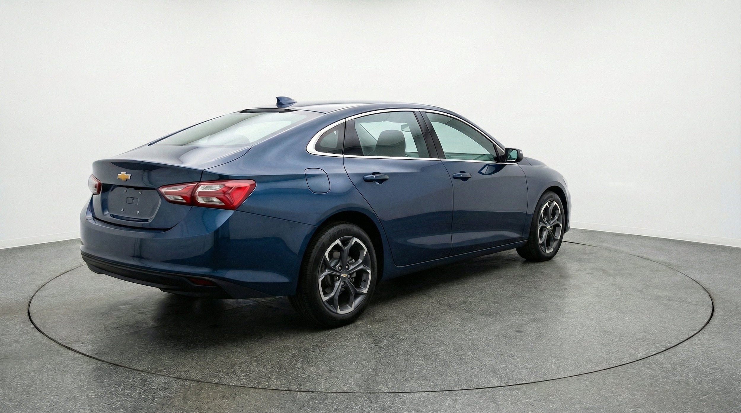 Thumbnail: 2024 Chevrolet Malibu - 9