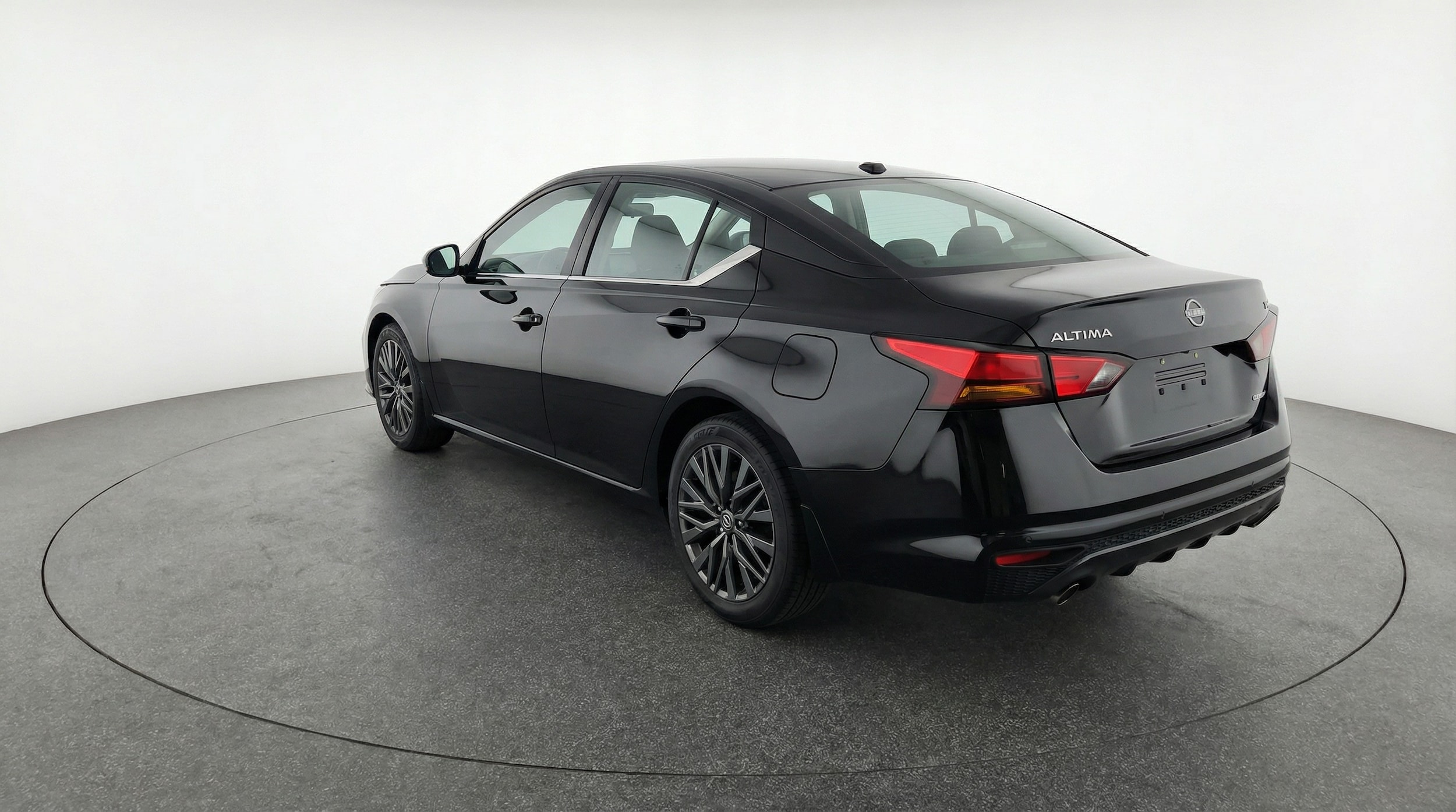 Thumbnail: 2025 Nissan Altima - 5