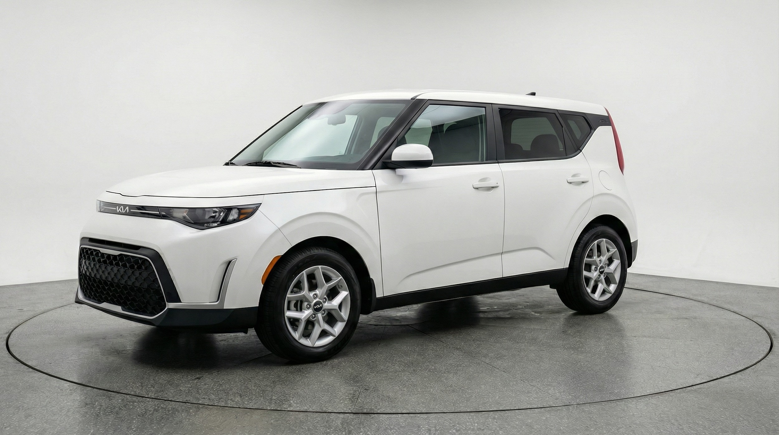 Thumbnail: 2025 Kia Soul - 3