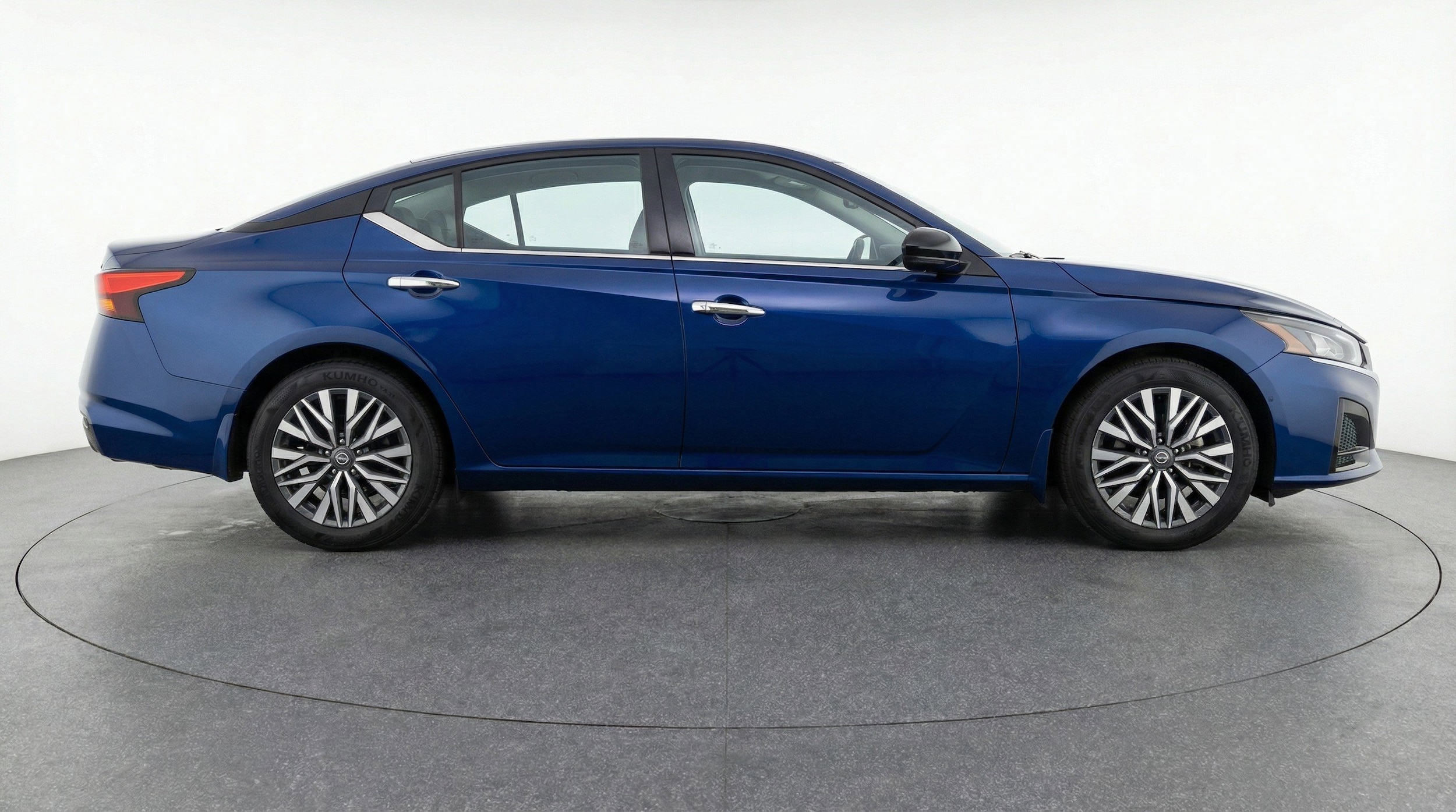 Thumbnail: 2025 Nissan Altima - 11