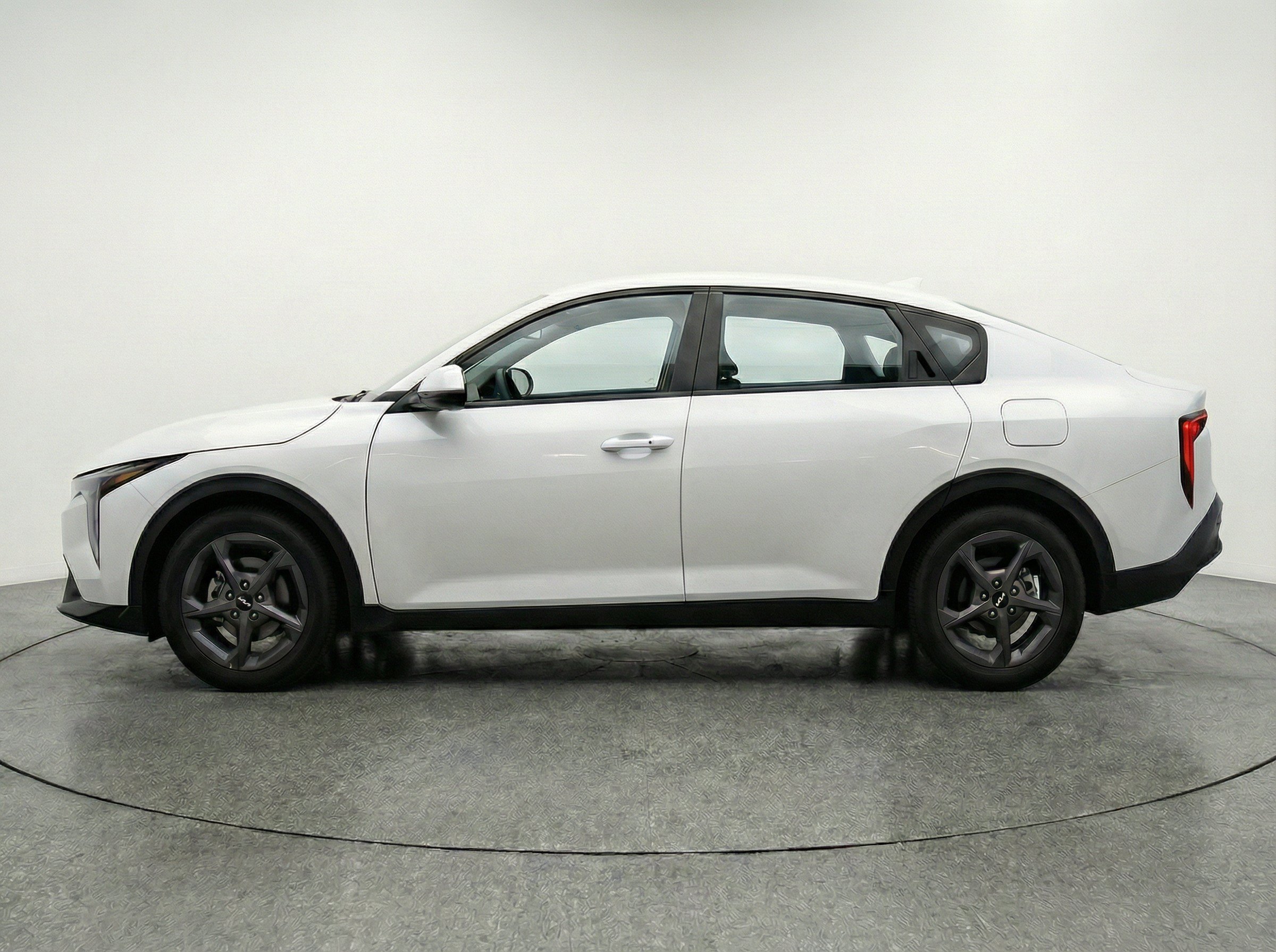 Thumbnail: 2025 Kia K4 - 5