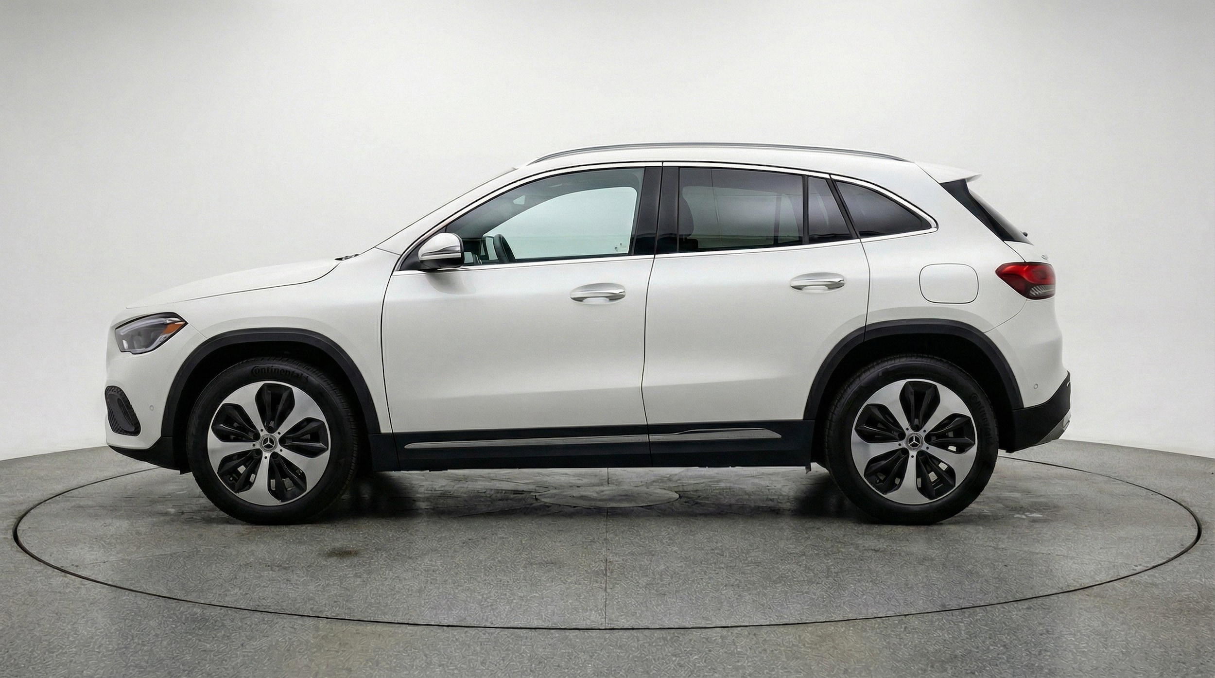Thumbnail: 2025 Mercedes-Benz GLA - 5