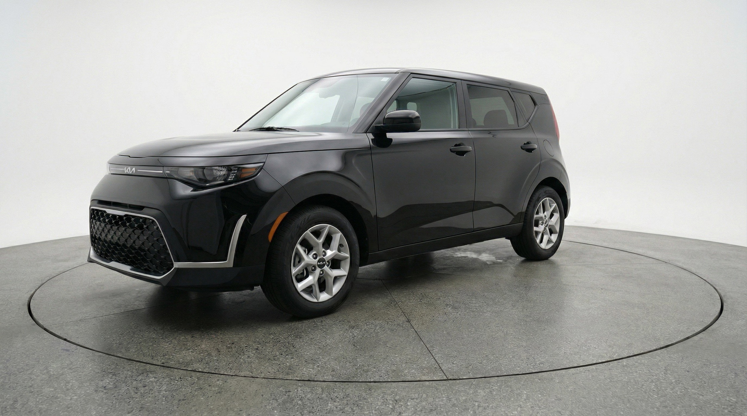 Thumbnail: 2025 Kia Soul - 3