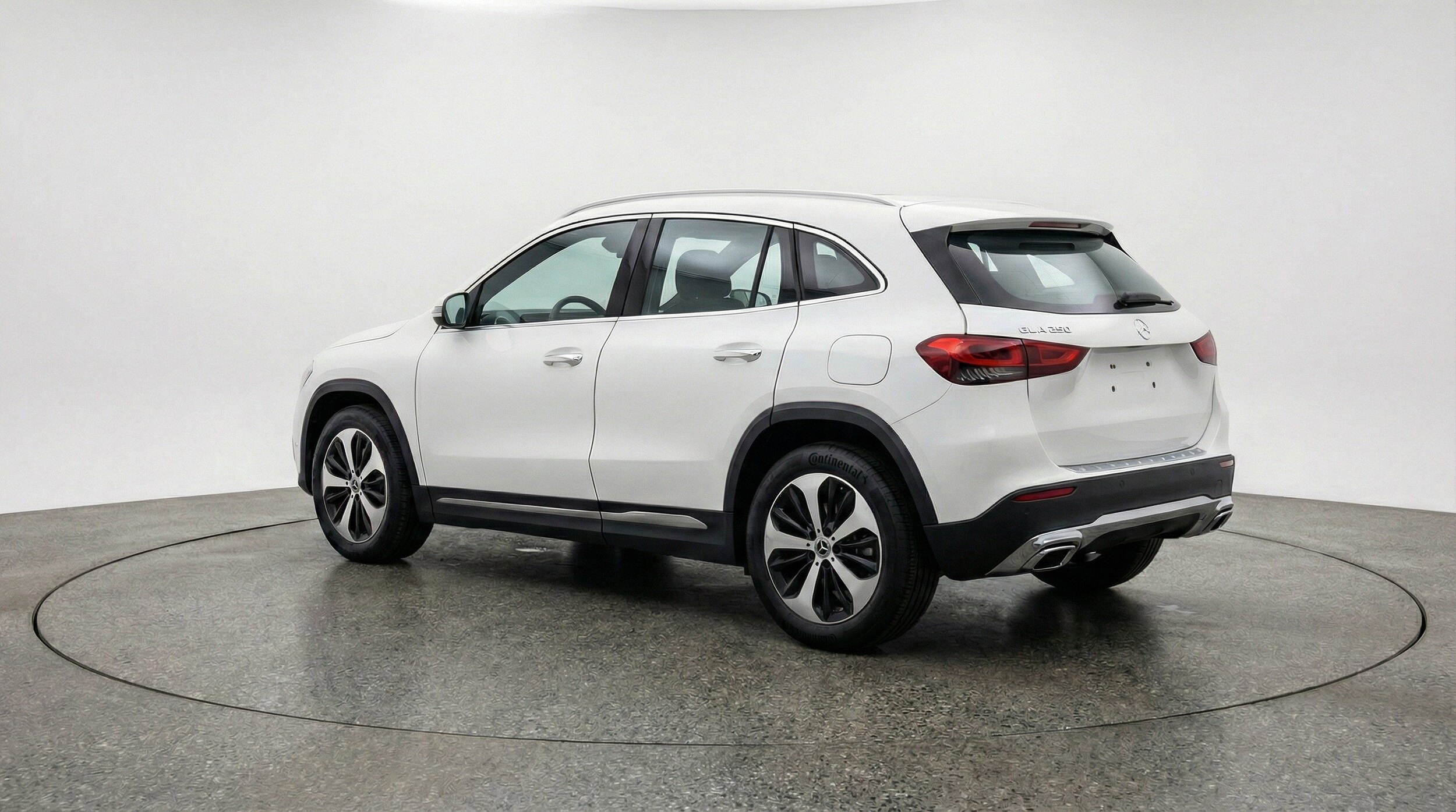 Thumbnail: 2025 Mercedes-Benz GLA - 6