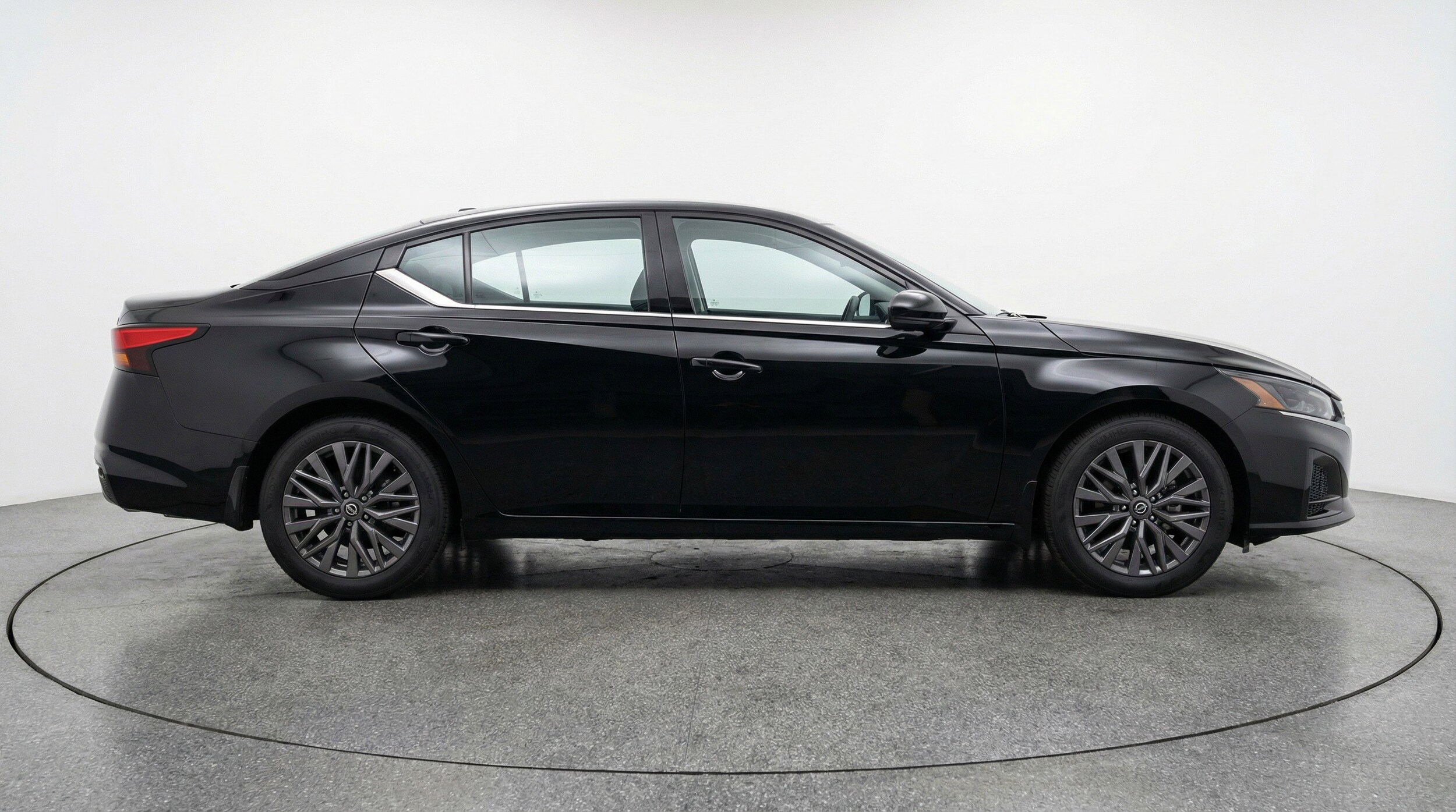 Thumbnail: 2025 Nissan Altima - 11