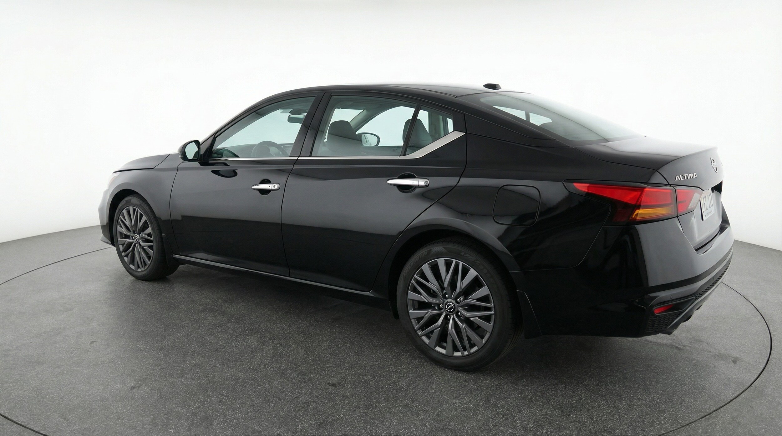 Thumbnail: 2025 Nissan Altima - 5