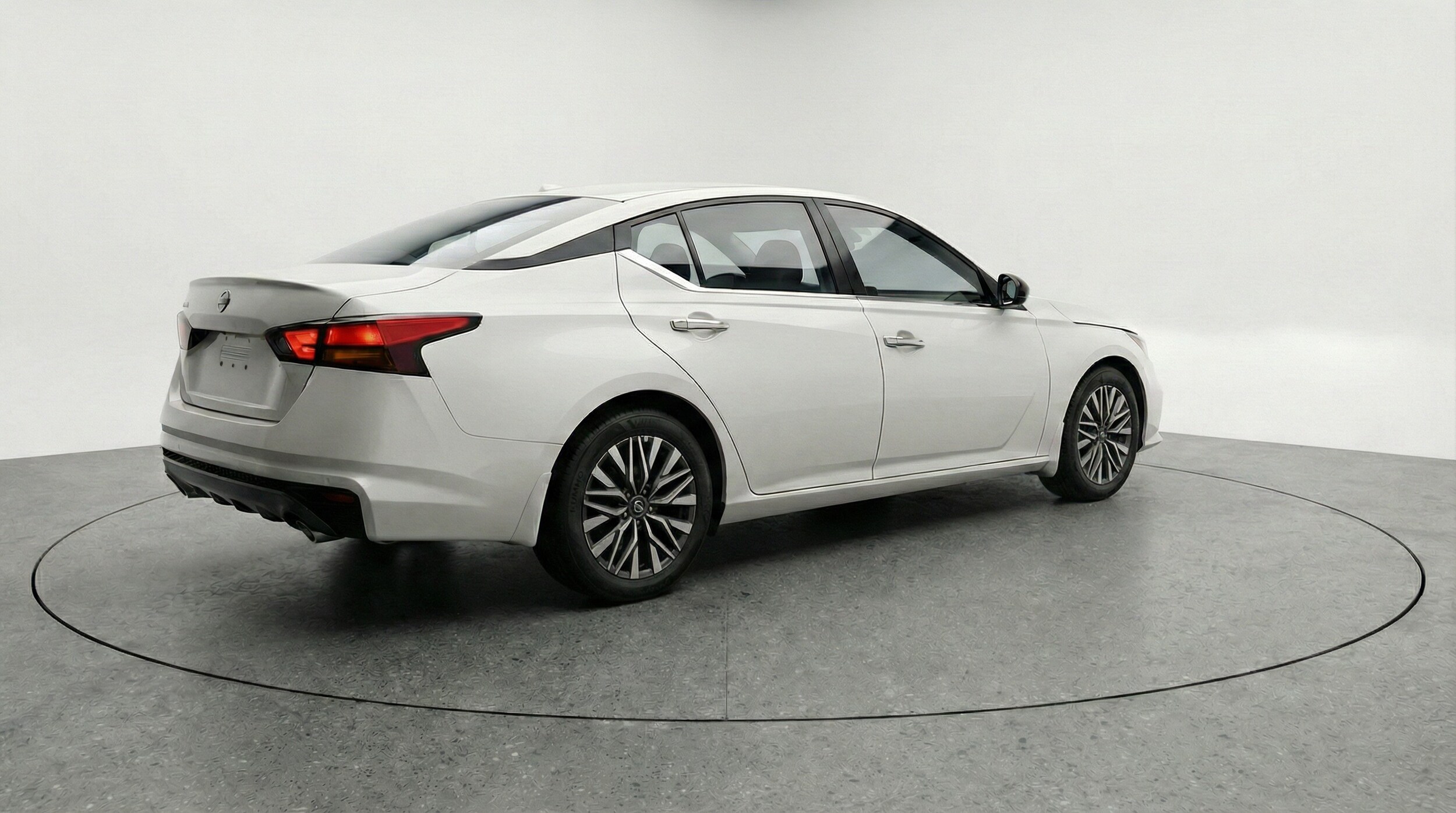 Thumbnail: 2025 Nissan Altima - 7