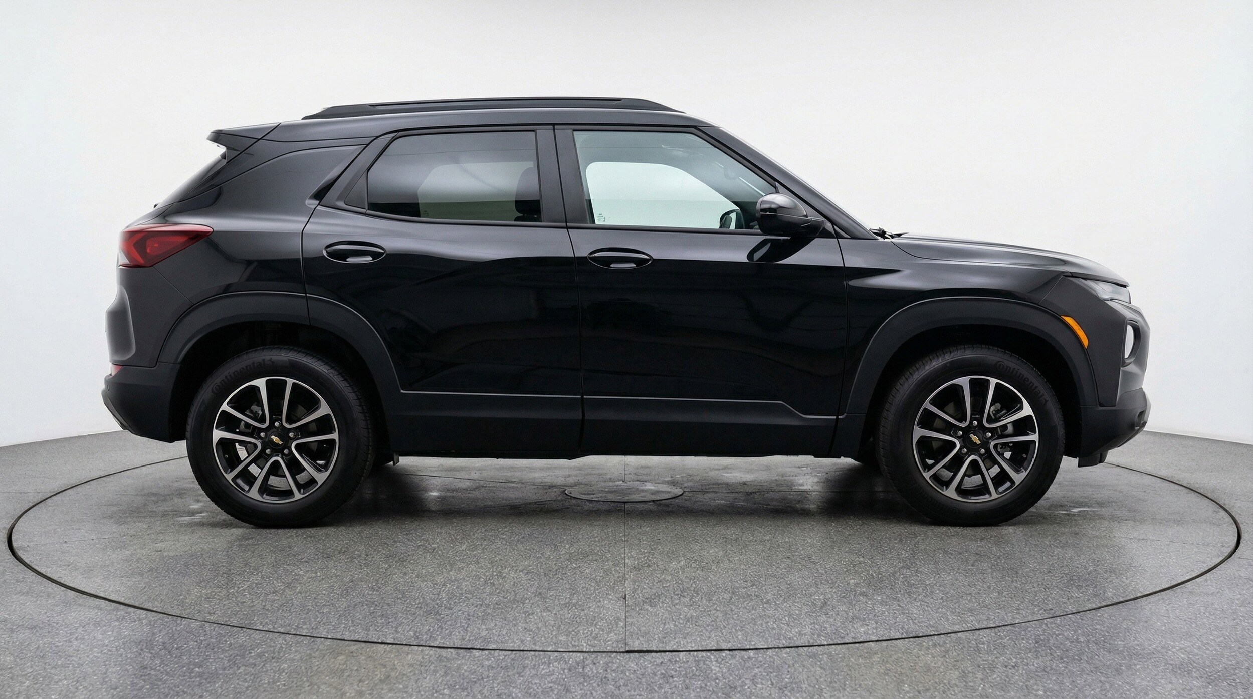 Thumbnail: 2025 Chevrolet TrailBlazer - 11