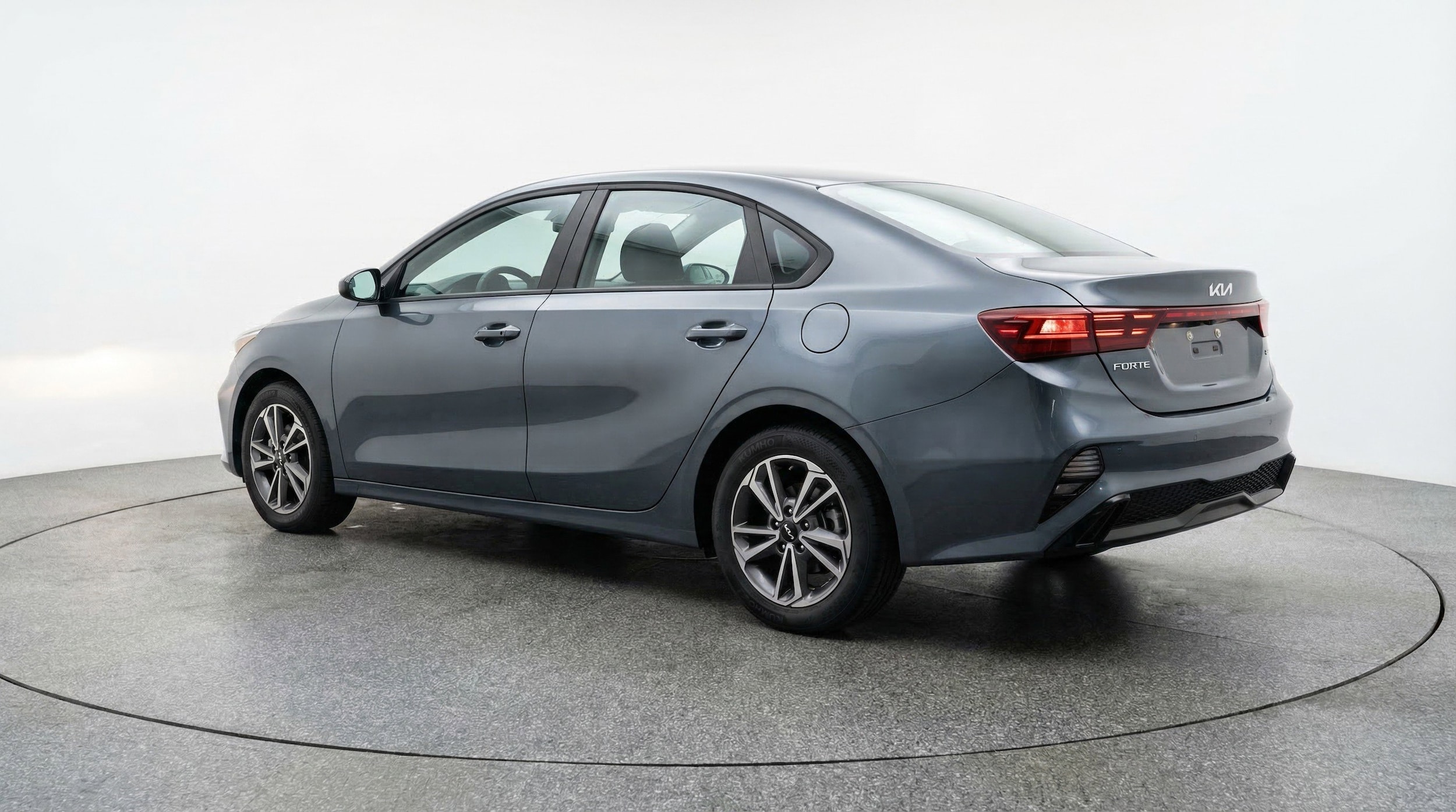 Thumbnail: 2024 Kia Forte - 6
