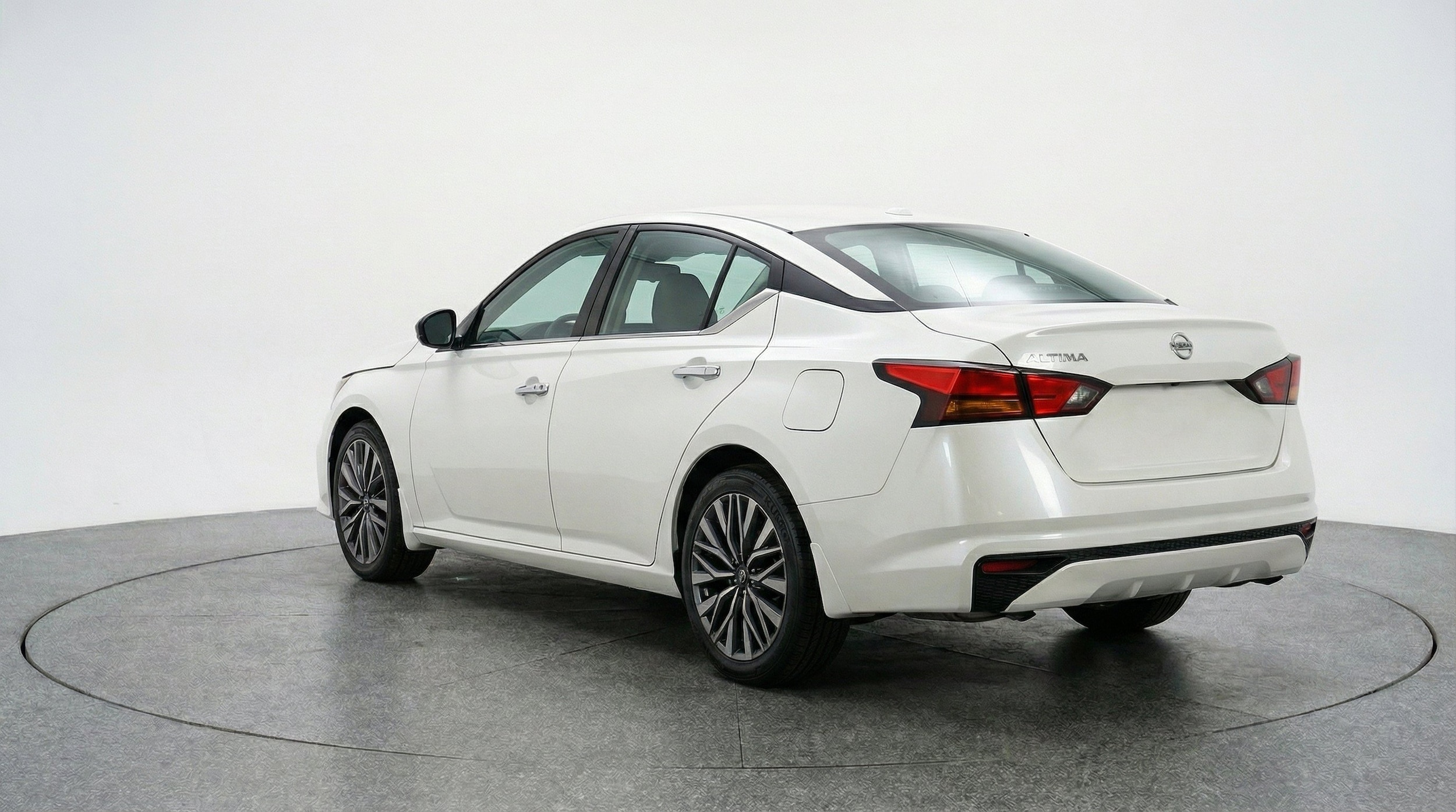 Thumbnail: 2025 Nissan Altima - 6