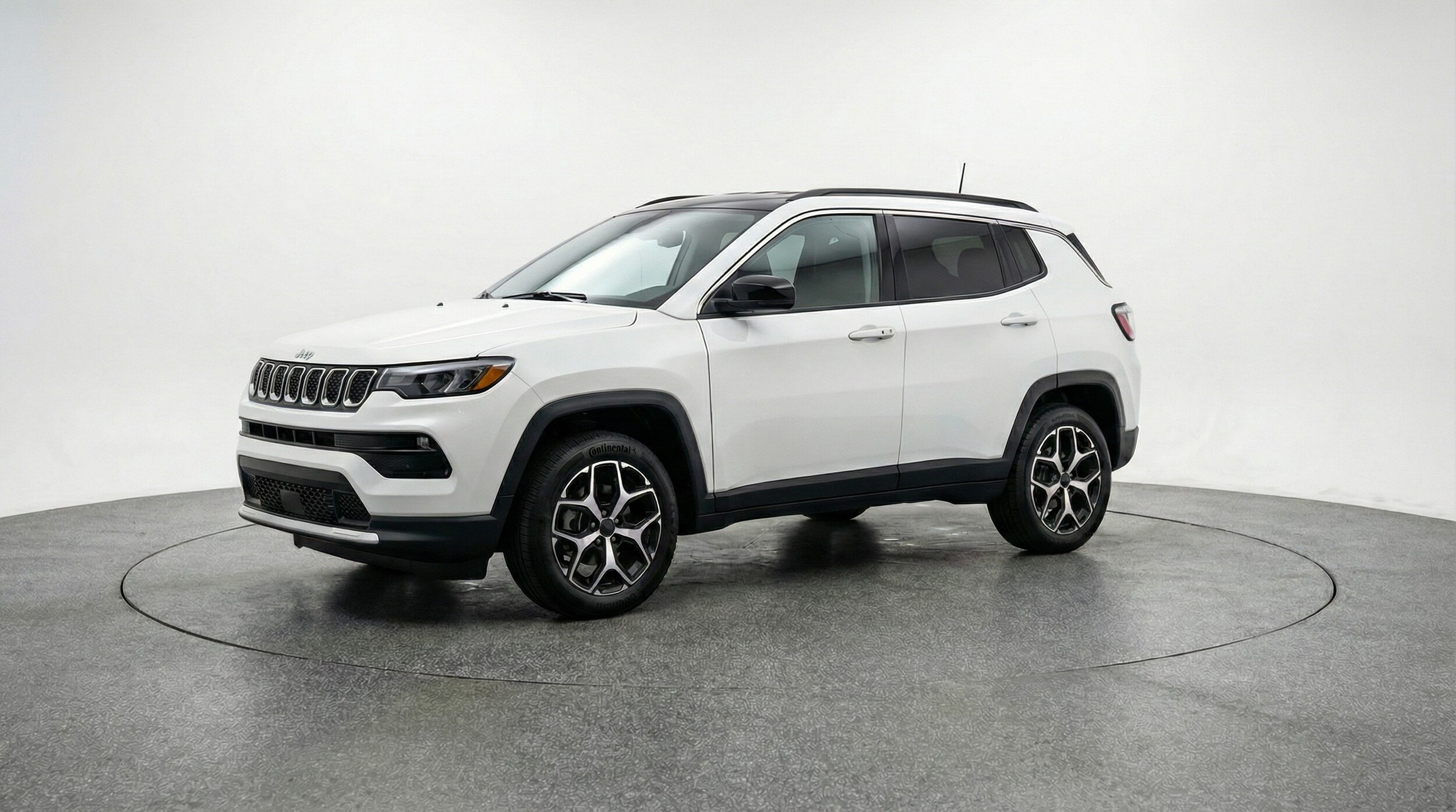 Thumbnail: 2025 Jeep Compass - 3