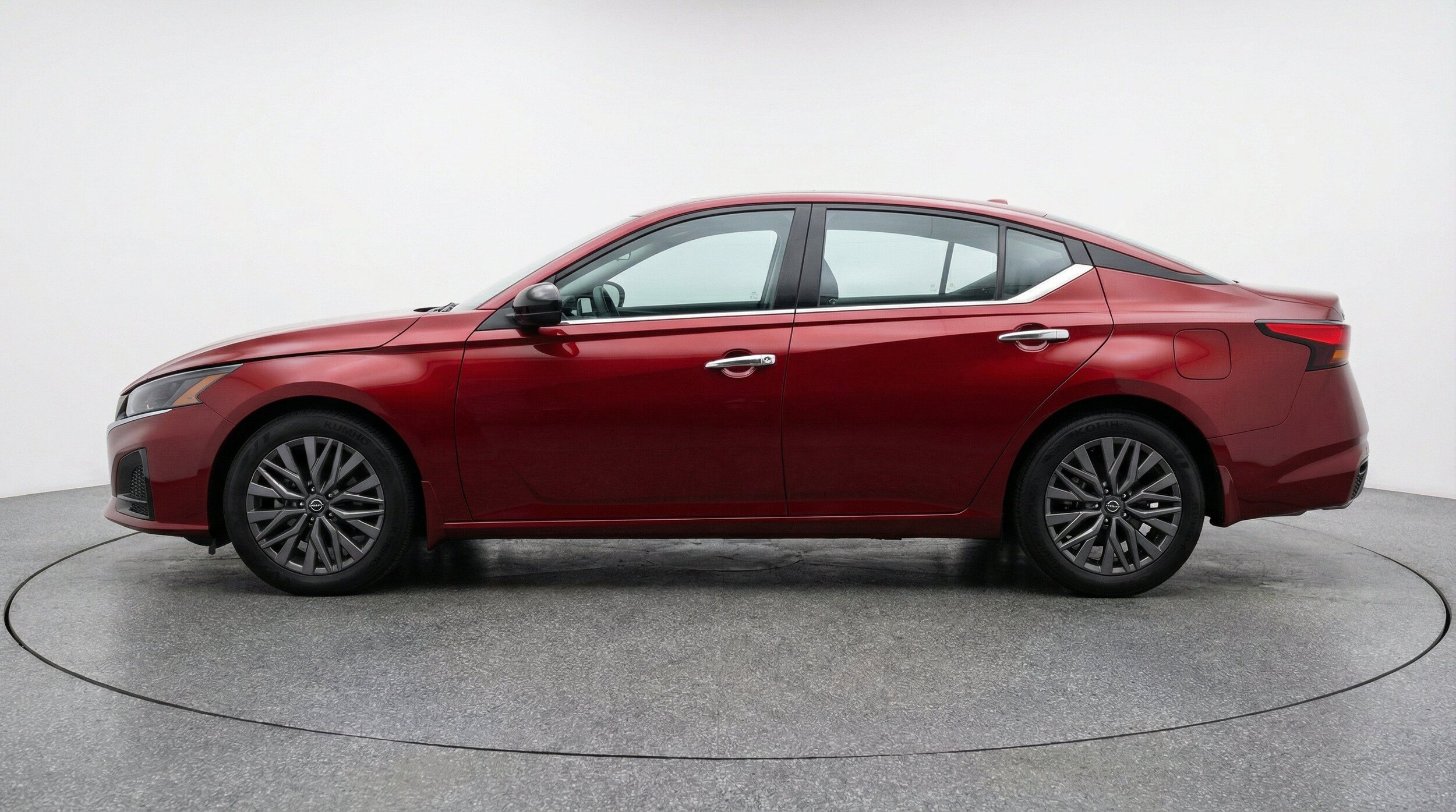 Thumbnail: 2025 Nissan Altima - 5