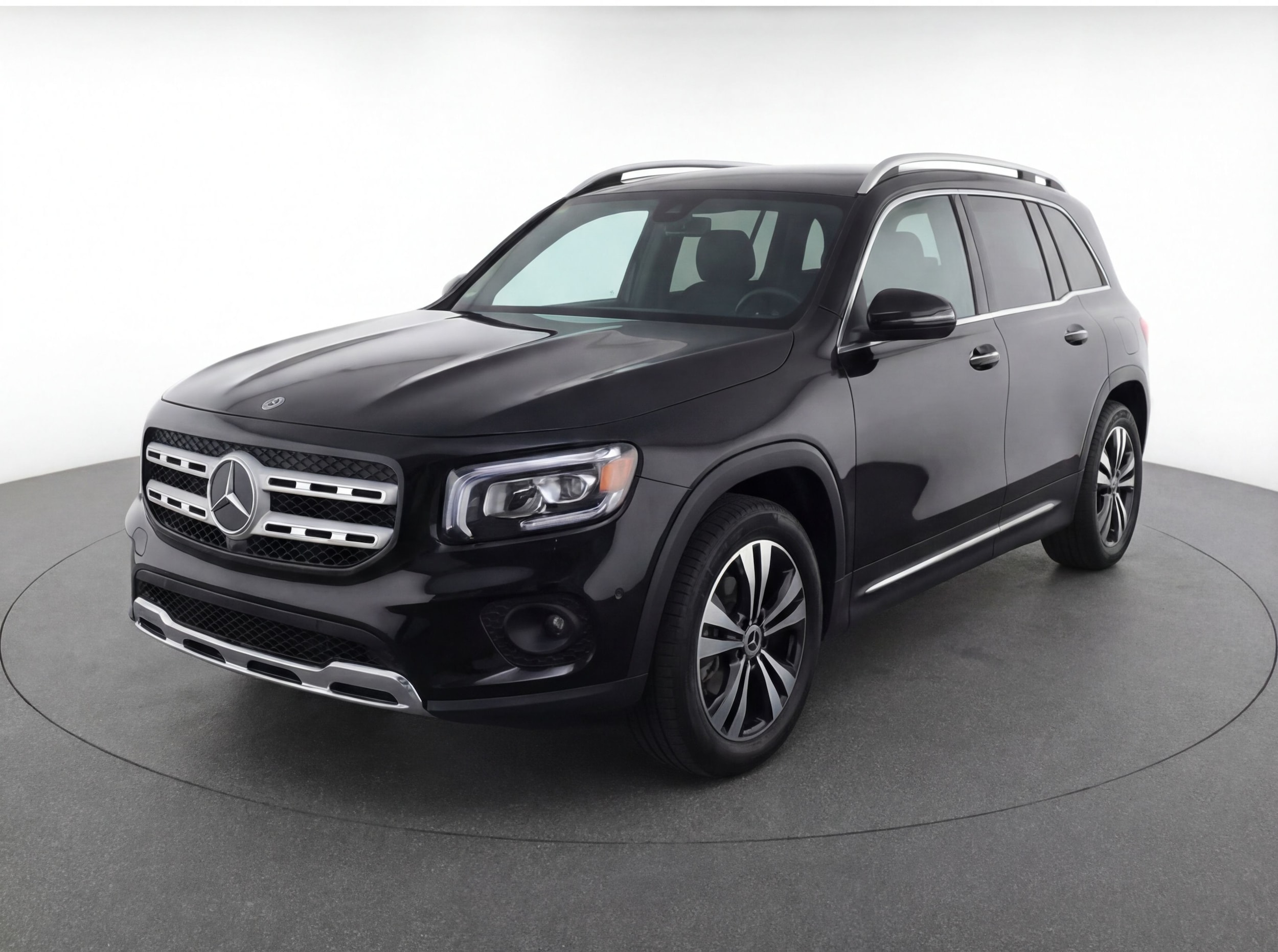 Thumbnail: 2024 Mercedes-Benz GLB - 3