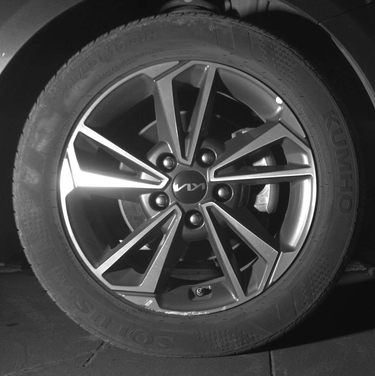 Thumbnail: 2024 Kia Forte - 15