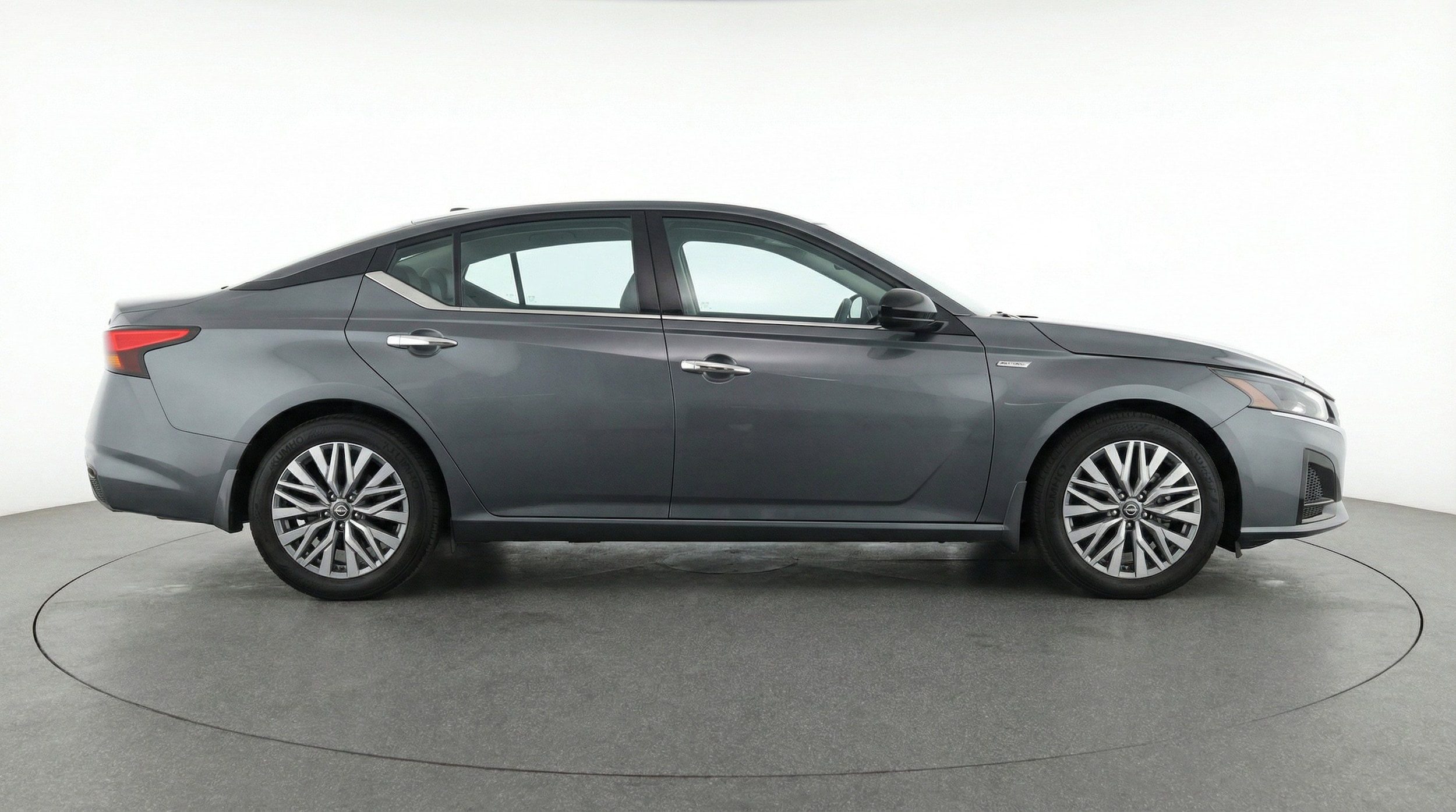 Thumbnail: 2025 Nissan Altima - 11