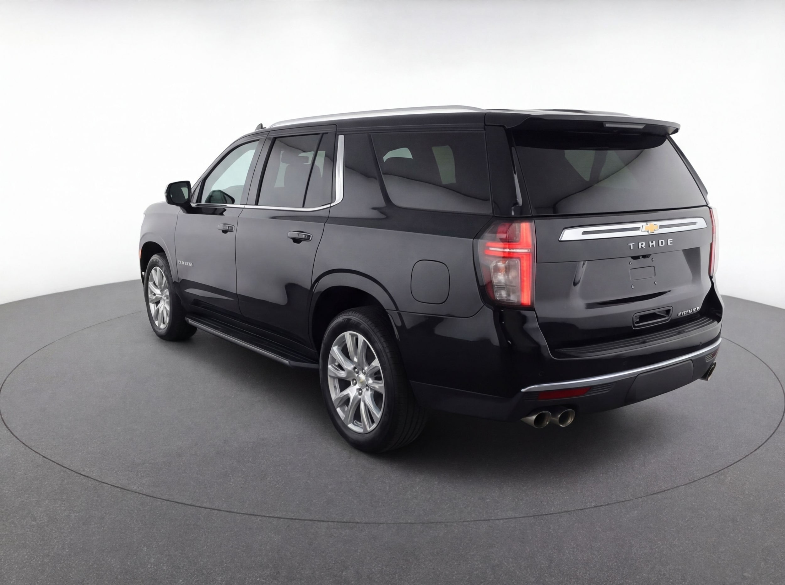 Thumbnail: 2023 Chevrolet Tahoe - 6