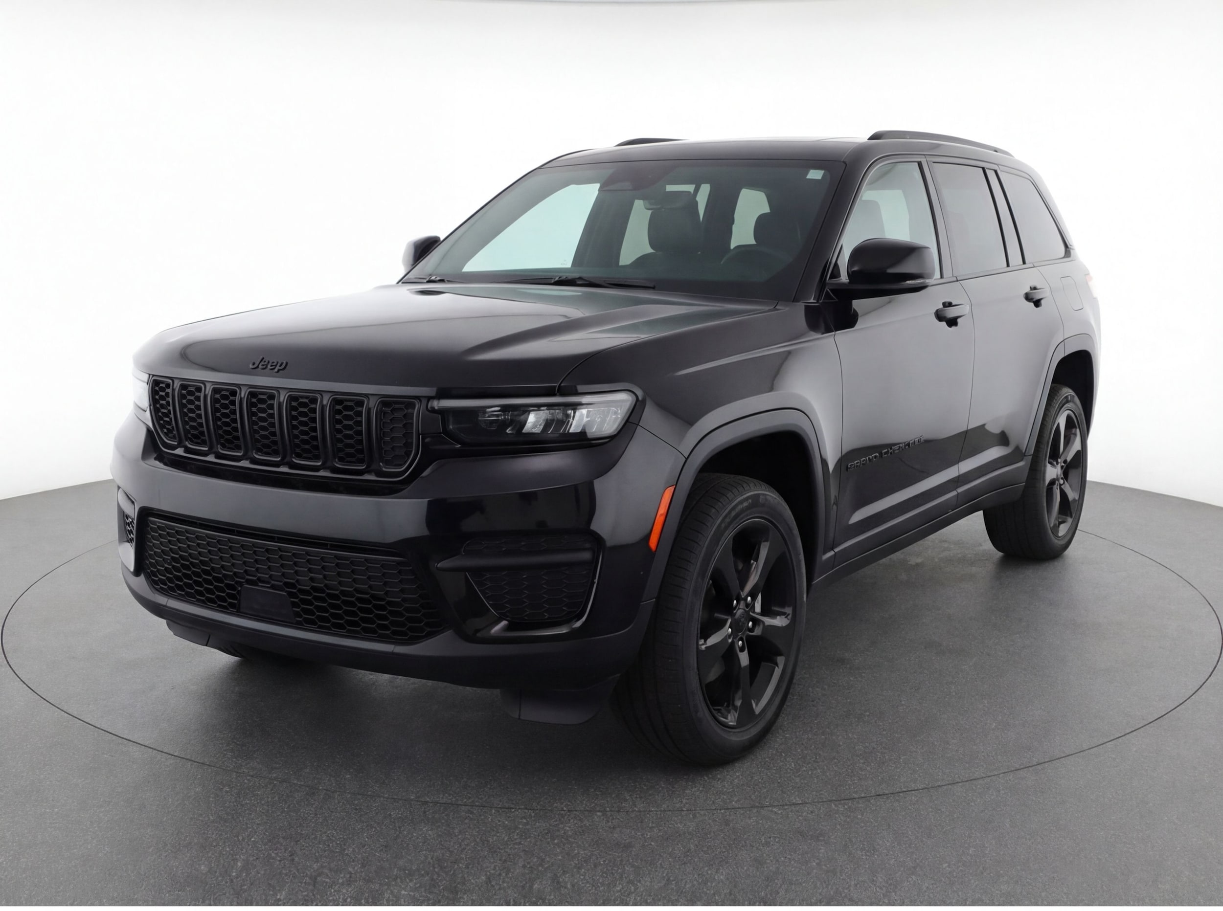 Thumbnail: 2023 Jeep Grand Cherokee - 3