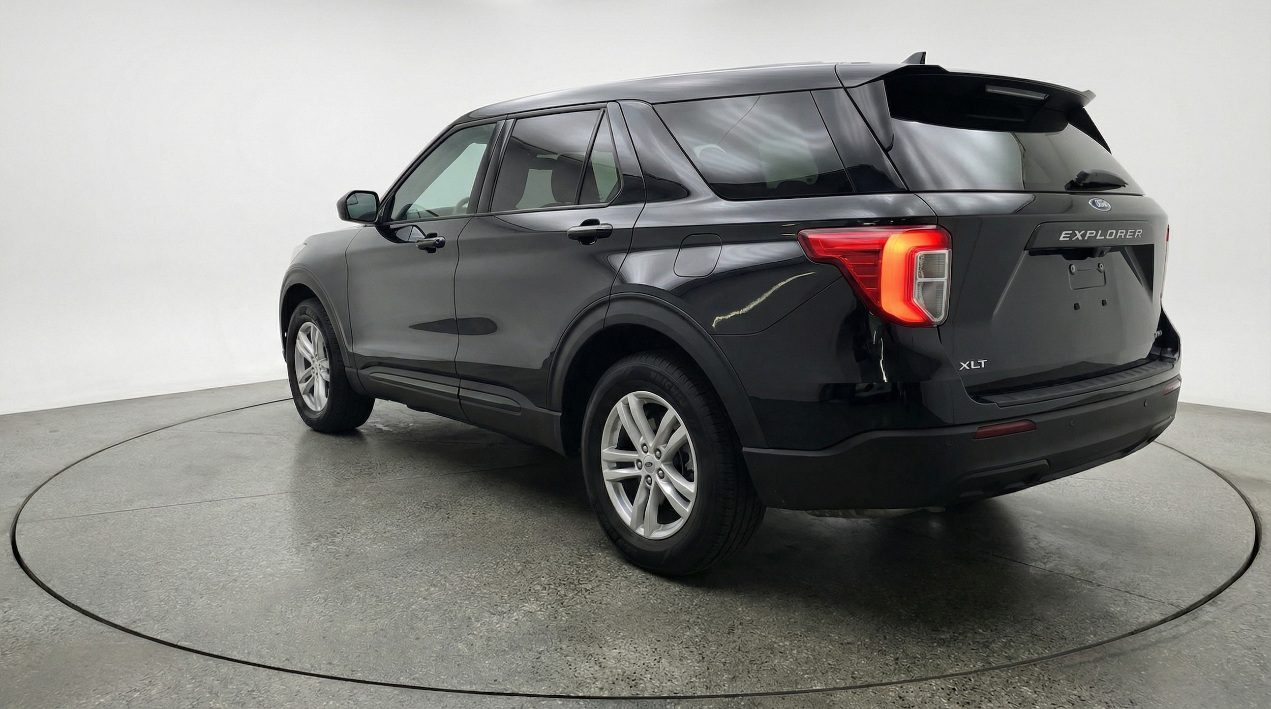 Thumbnail: 2024 Ford Explorer - 5