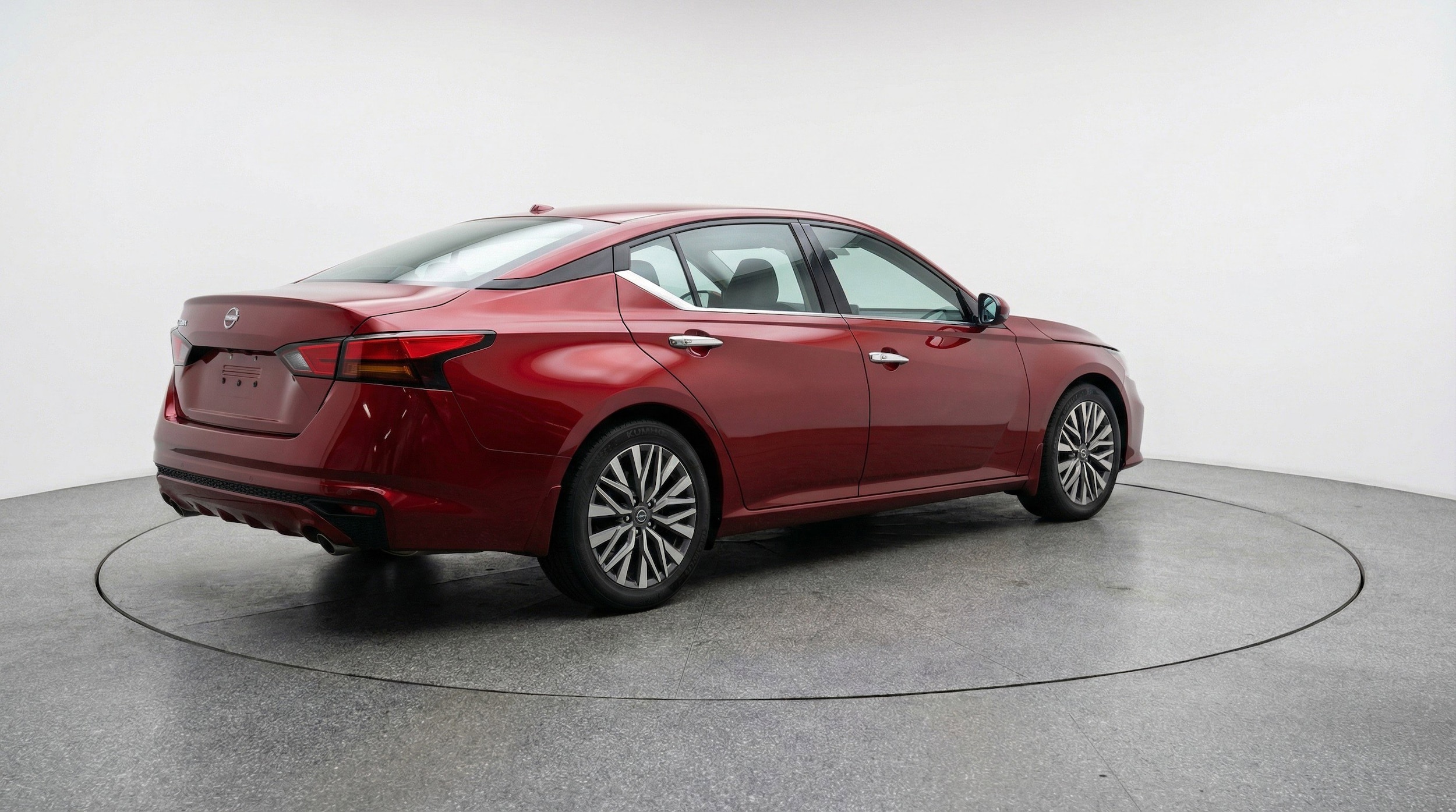 Thumbnail: 2025 Nissan Altima - 9