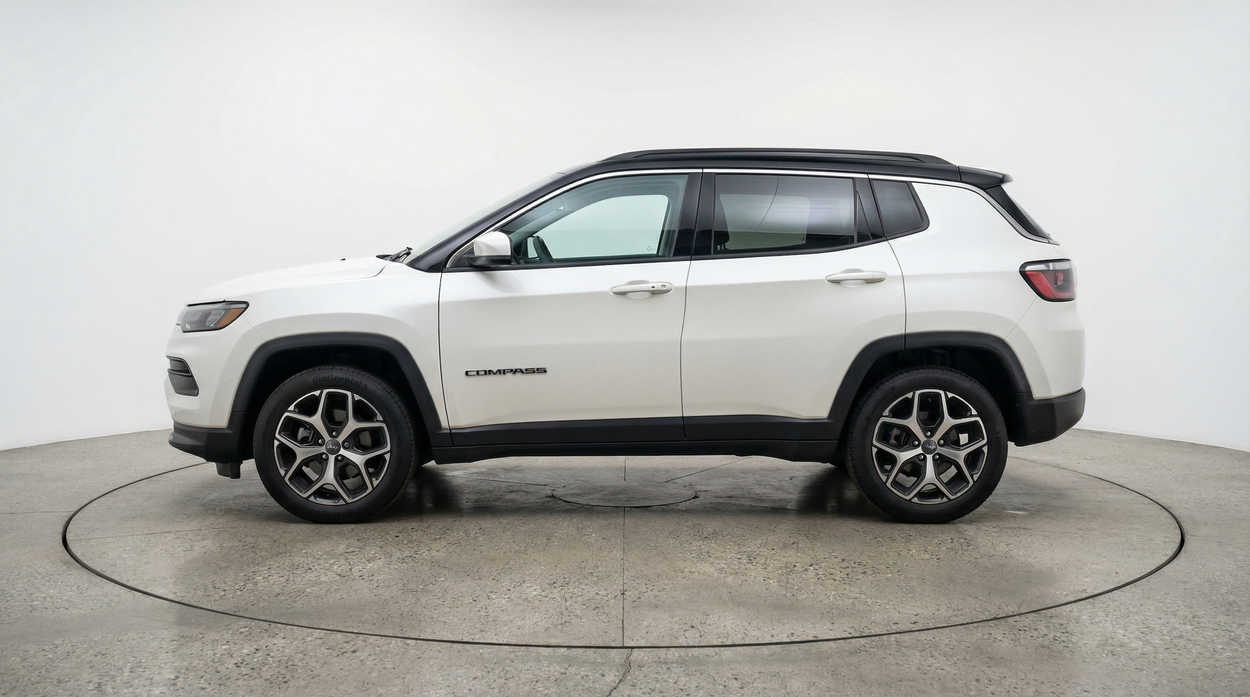 Thumbnail: 2025 Jeep Compass - 4
